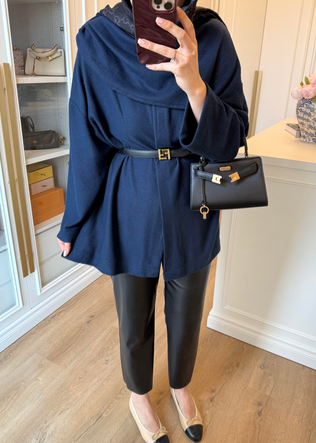 Şal Kapama Detaylı Hırka Lacivert