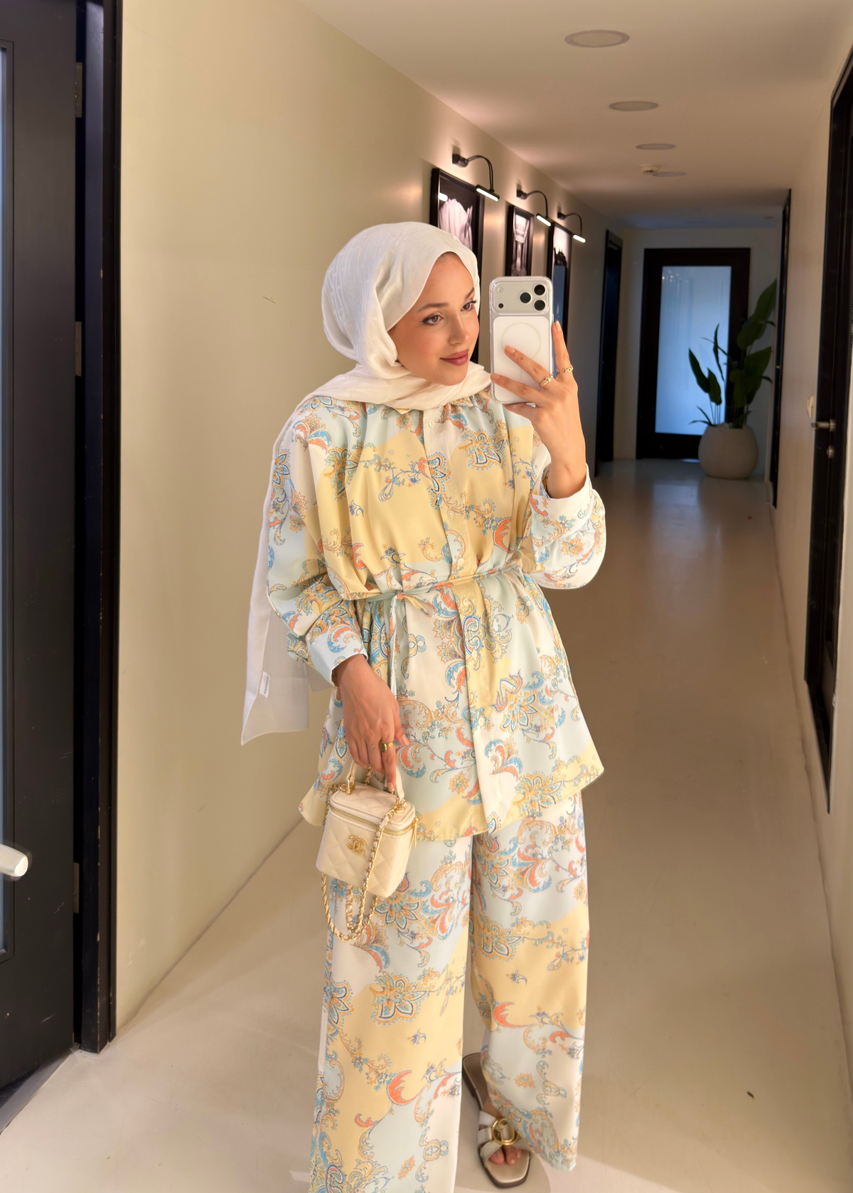 Sofia Desenli Takım Sarı