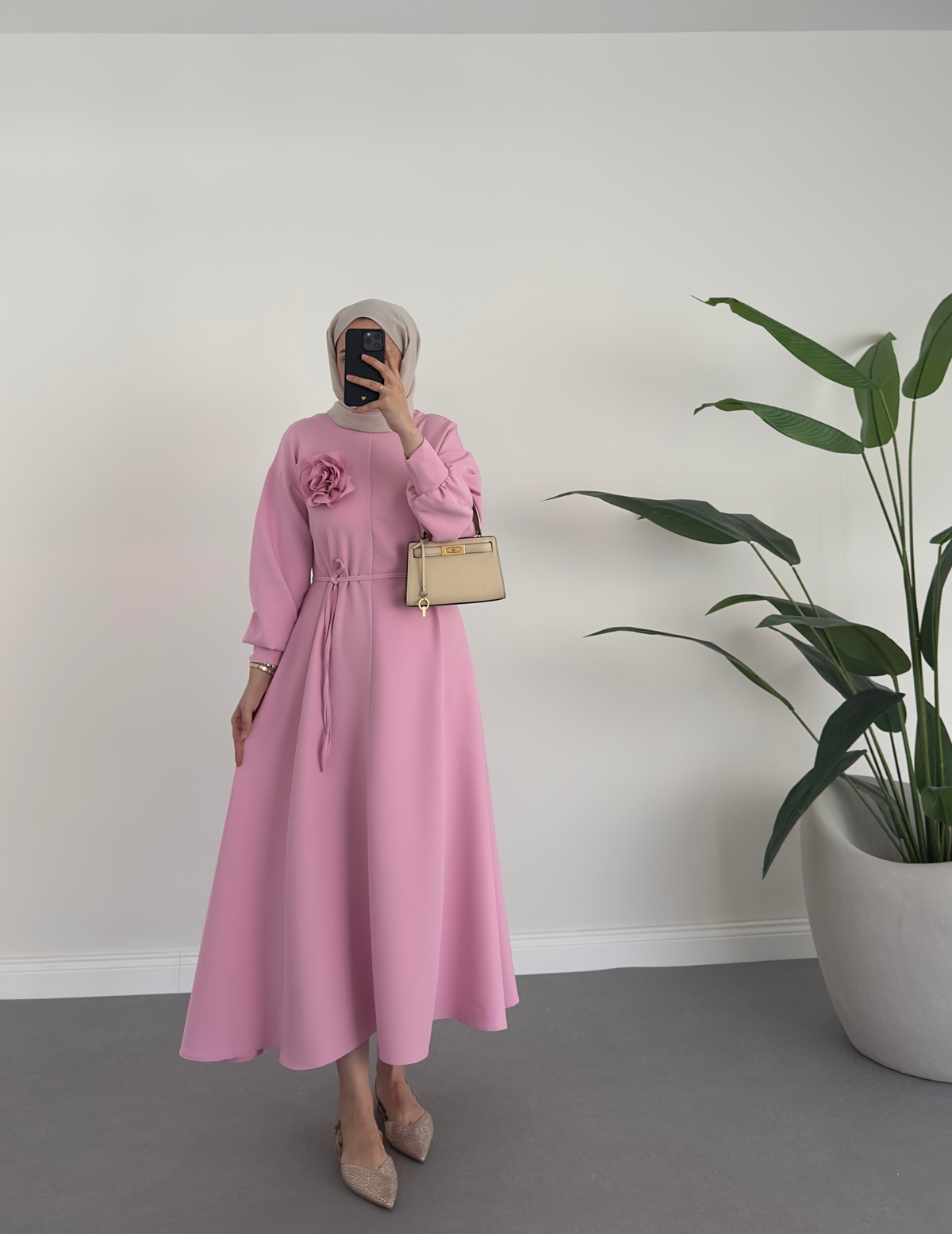 Sovera Gül Broşlu Elbise Pembe