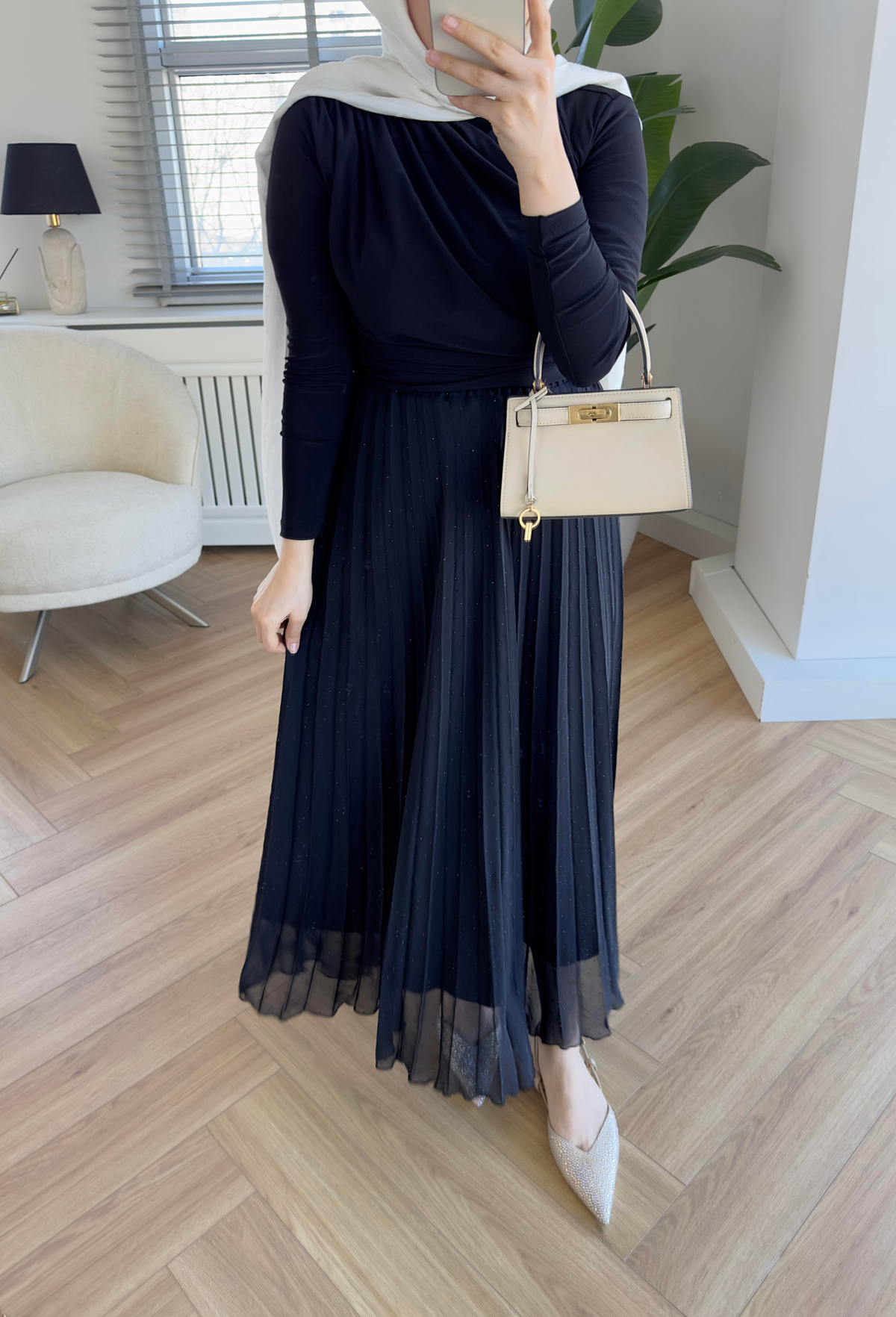 Taşlı Piliseli Etek Siyah