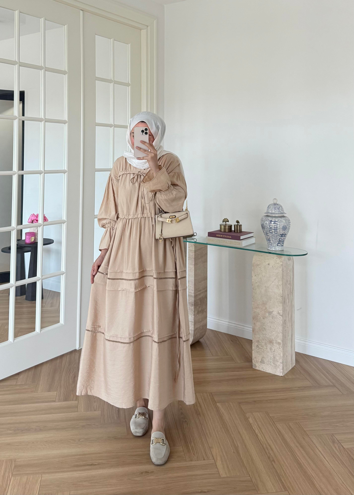 V Yakalı Elbise Taş