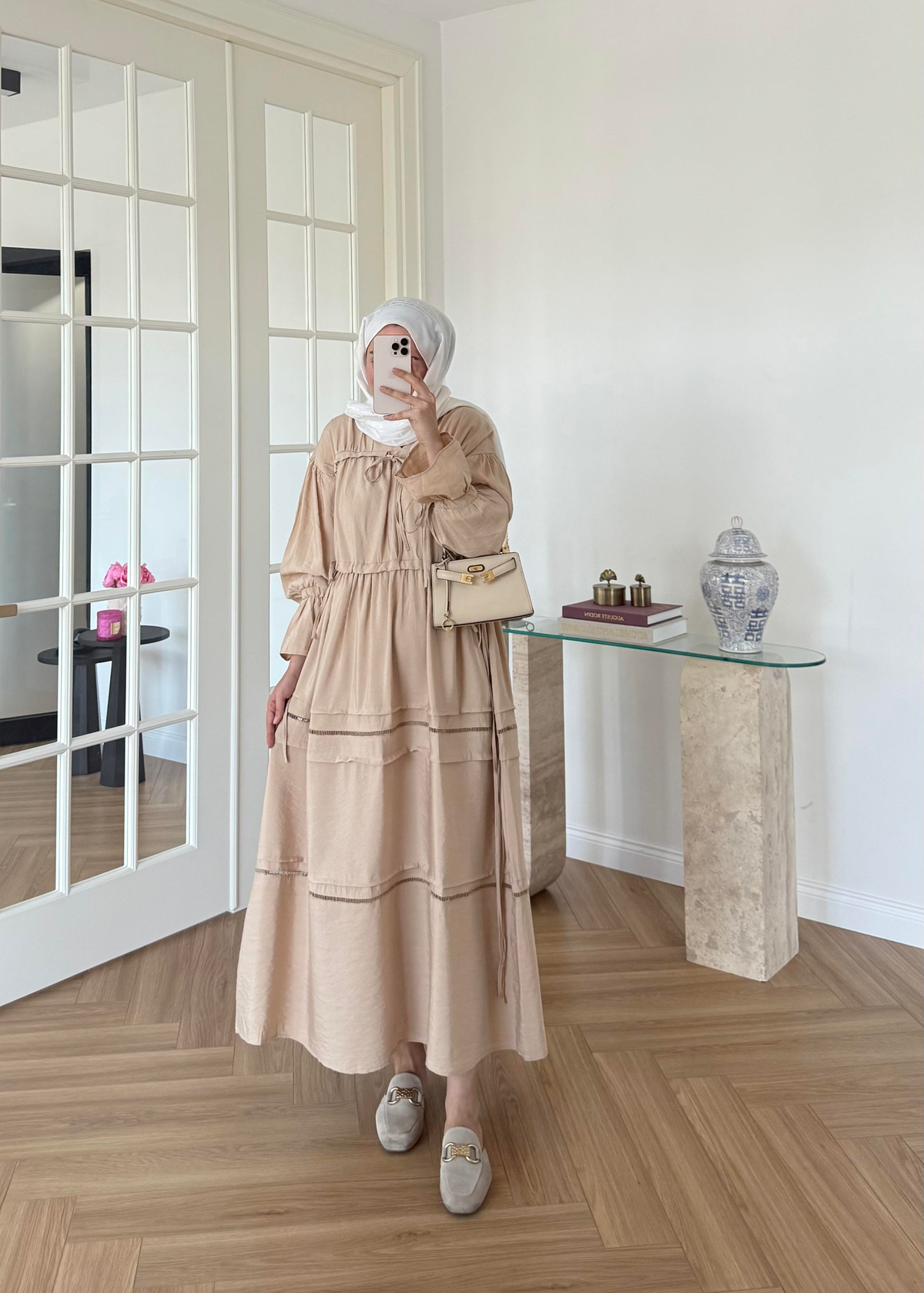 V Yakalı Elbise Taş