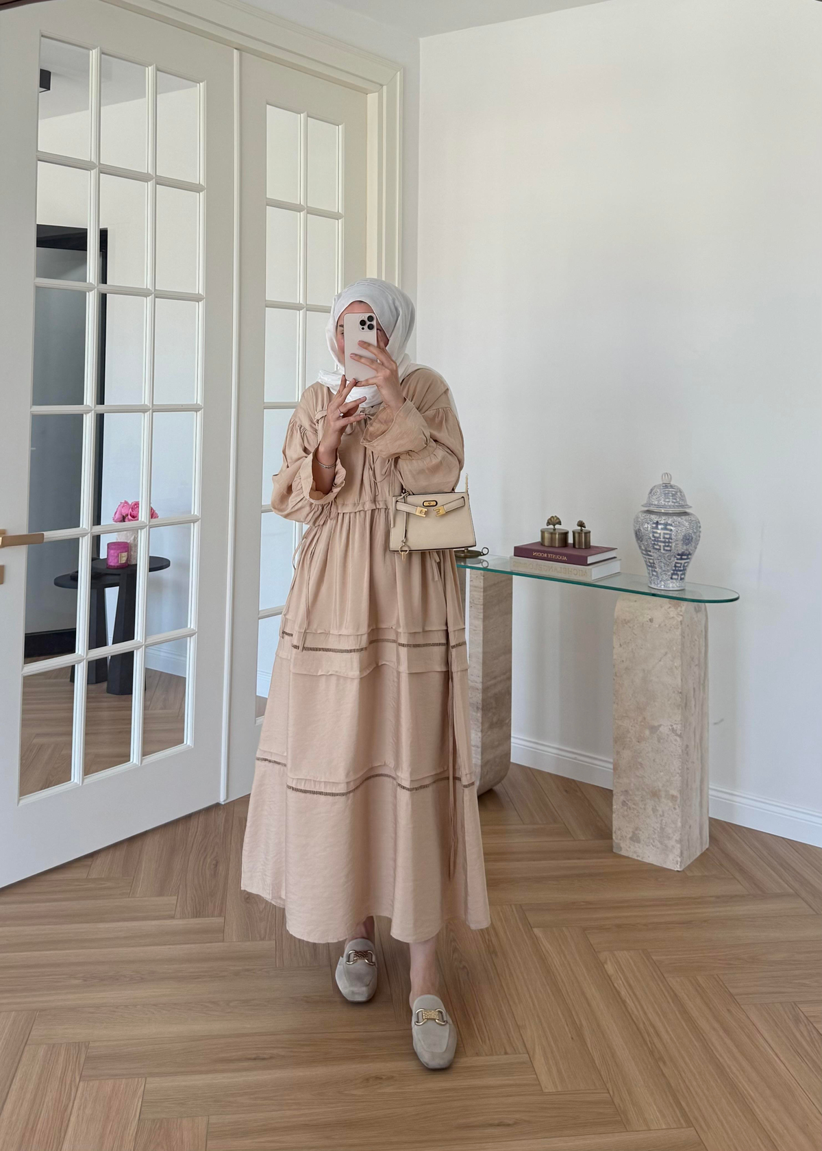 V Yakalı Elbise Taş