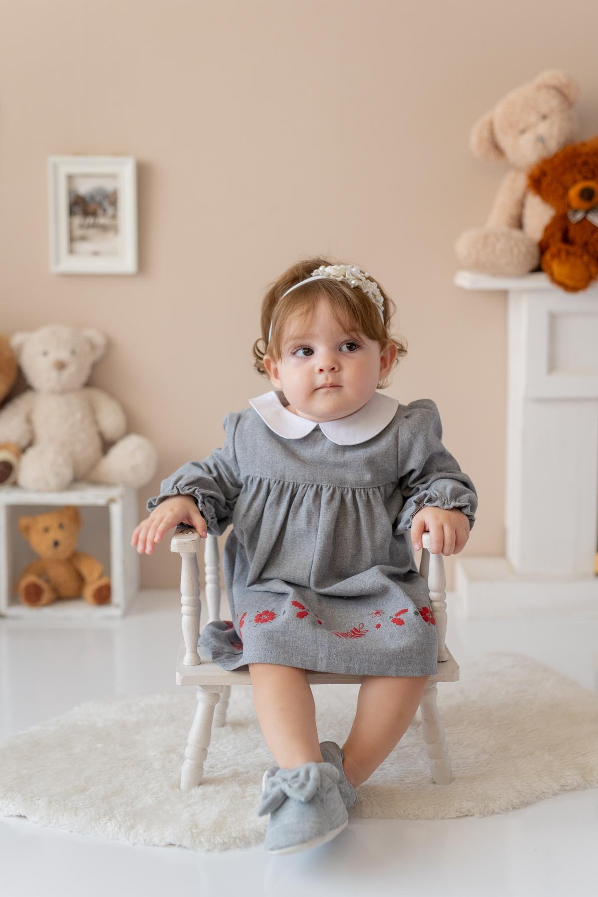 Kız Bebek Bebe Yaka Nakışlı Dokuma Elbise - Gri