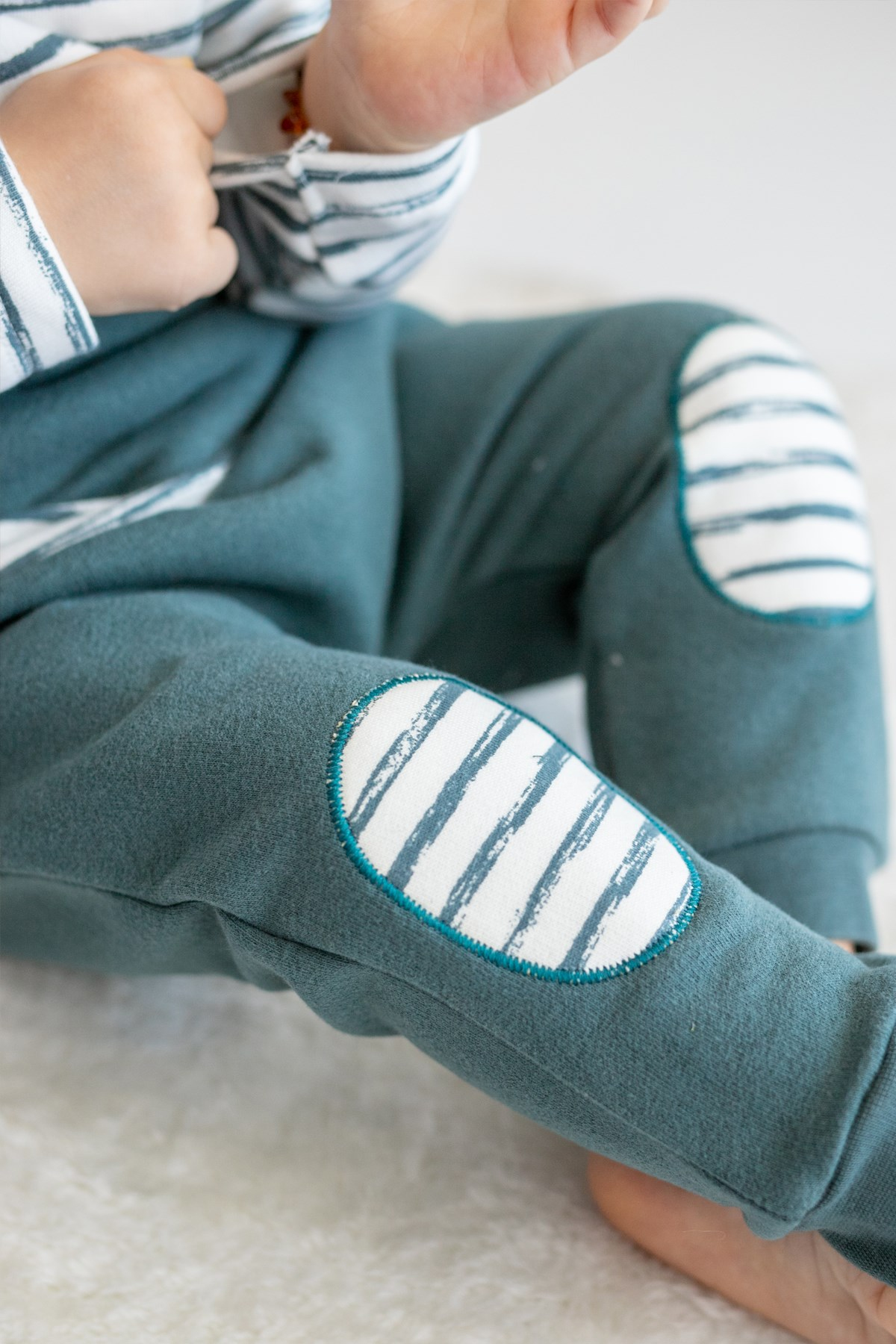 Erkek Bebek Çizgili Sweatshirt ve Eşofman Alt Takım (6ay-4yaş)