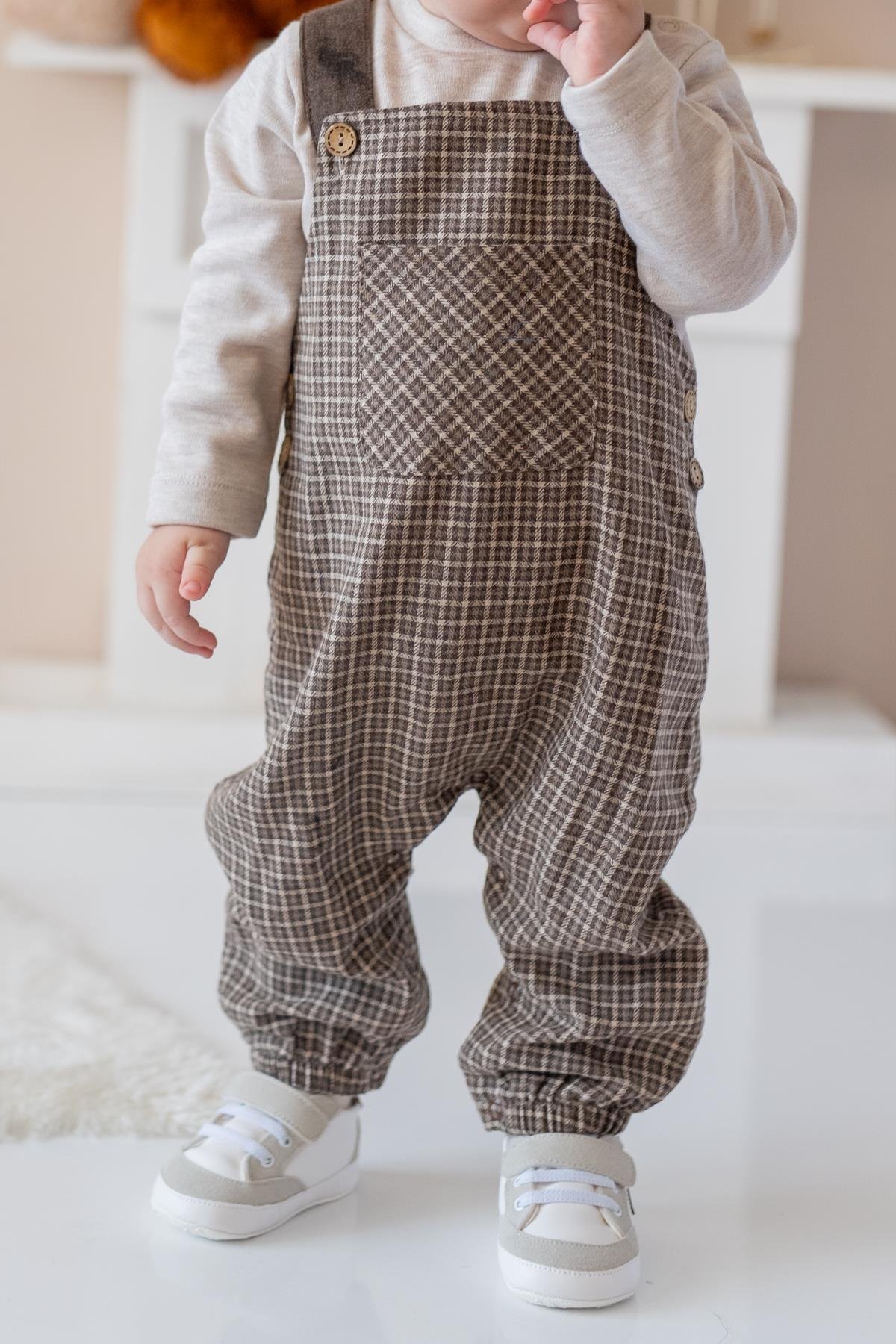 Erkek Bebek Ekose Desen Salopet ve T-shirt Takım - Kahve