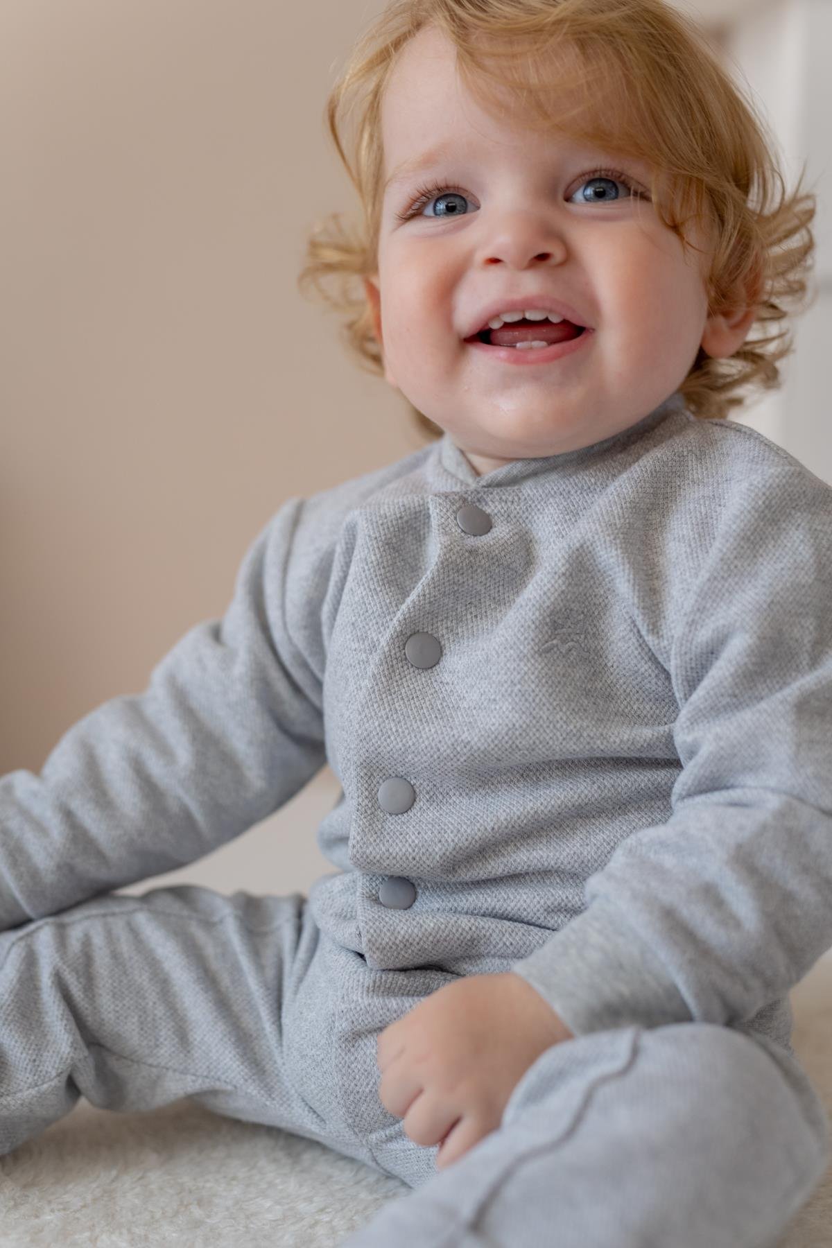 Erkek Bebek Örme Ceket ve Pantolon Takım - Gri