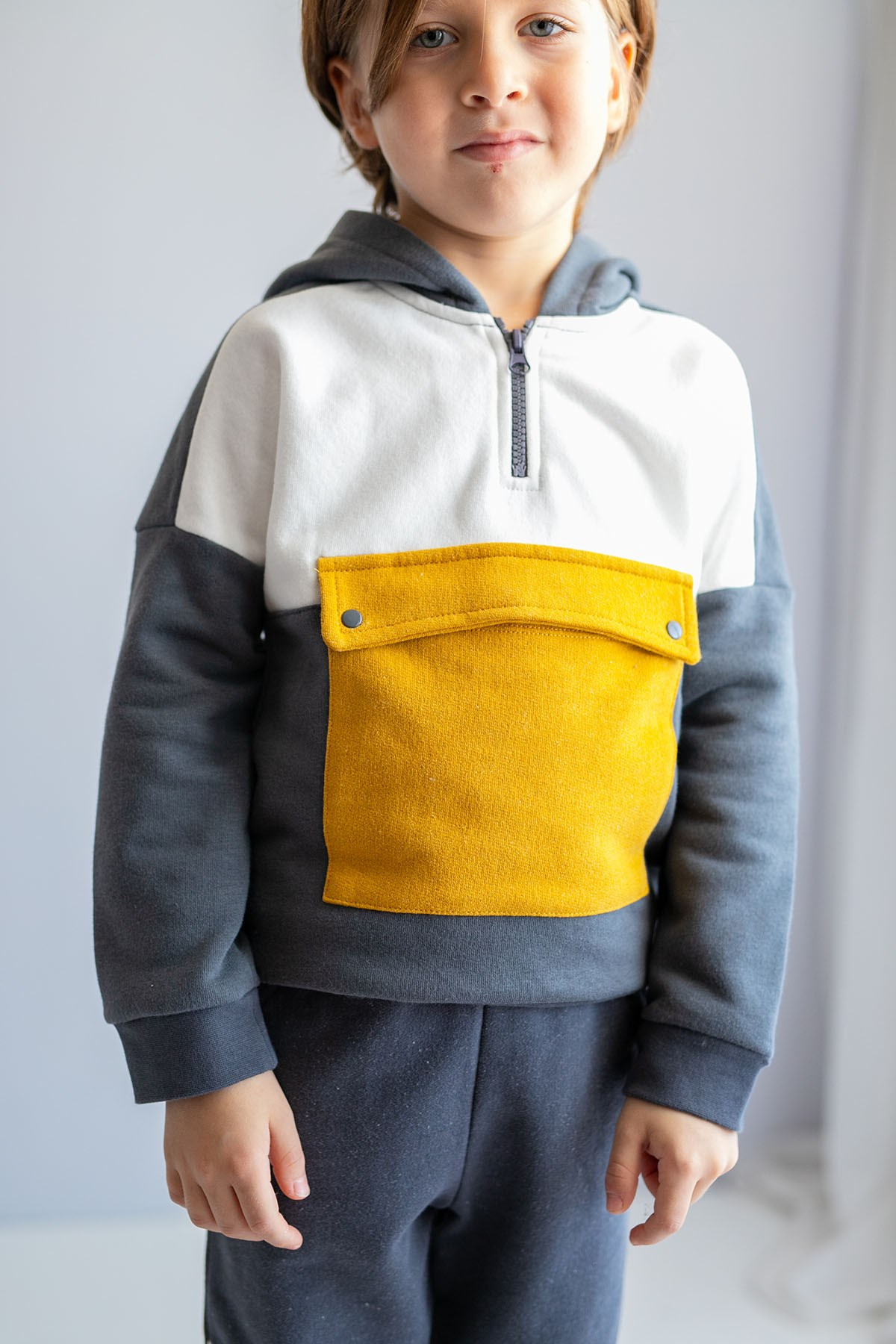 Erkek Çocuk Kapüşonlu Renkli Spor Sweatshirt (2-7yaş)