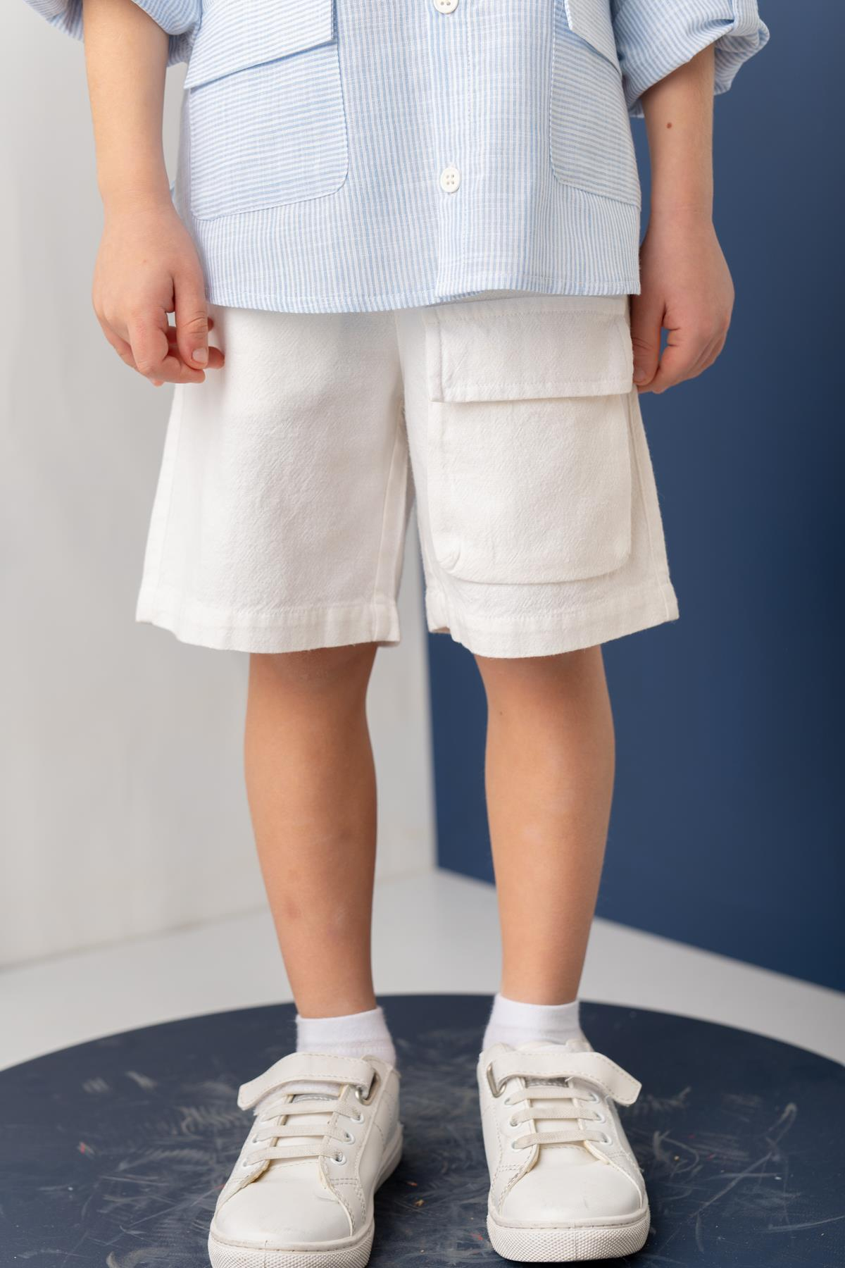 Erkek Çoçuk Kargo Çepli Kısa Şort - Beyaz