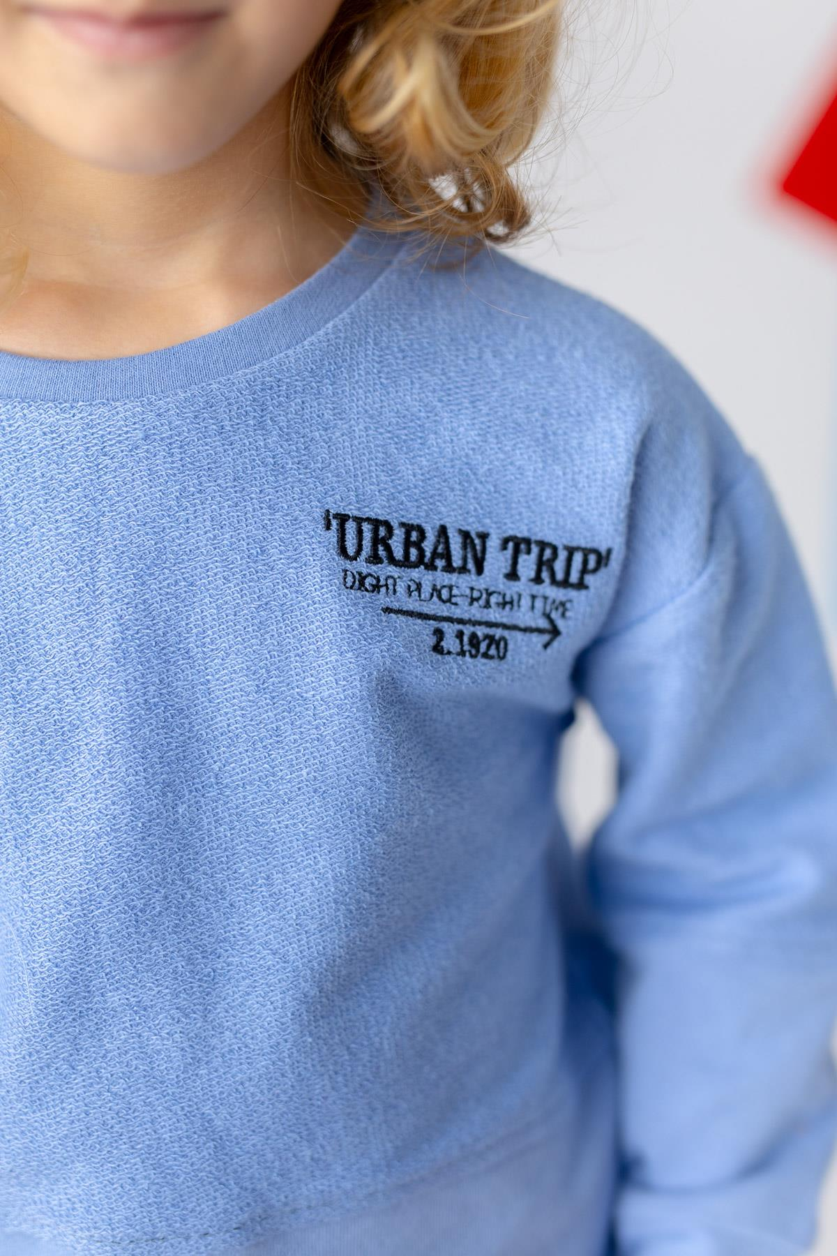 ERKEK COCUK  NAKIS DETAYLI  ESOFMAN TAKIMI