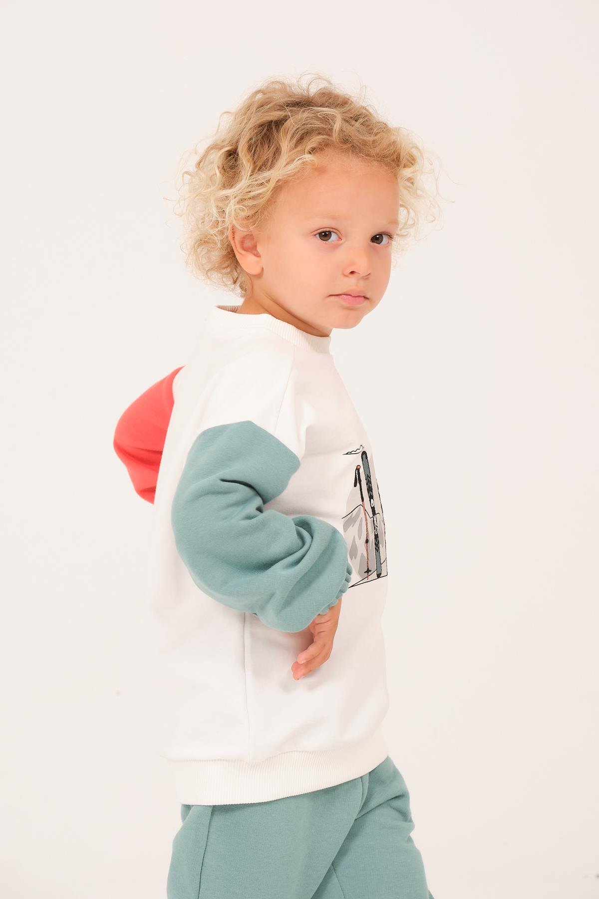 Erkek Çocuk Renkli Baskı Nakış Detaylı Sweatshirt - Mint