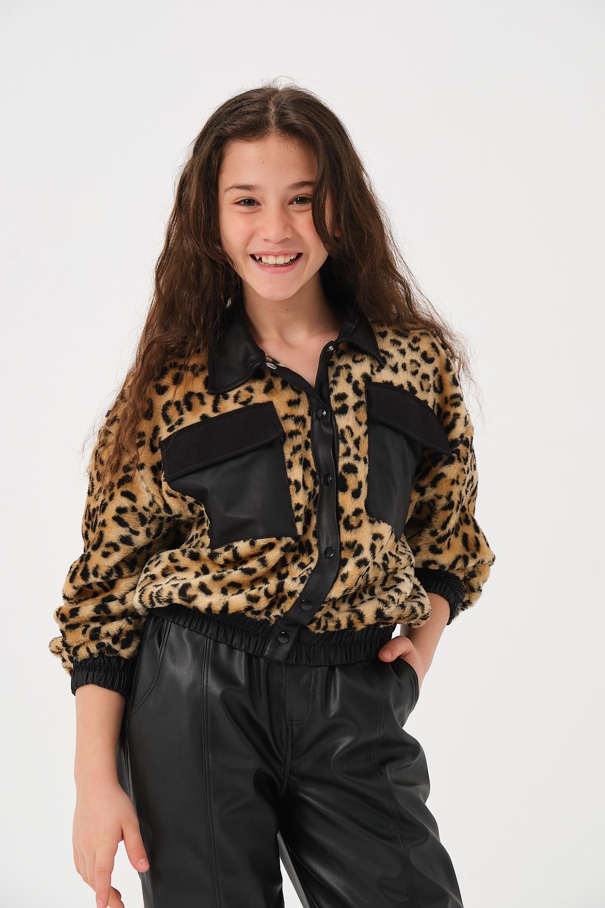 Genç Kız Çocuk Cep Detaylı Leopar Mont - Siyah Leopar