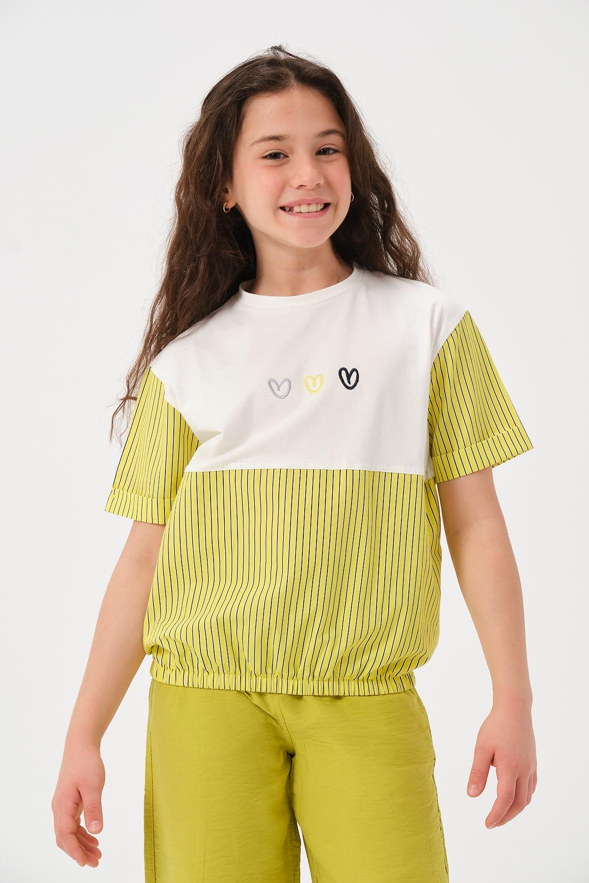 Genç Kız Çocuk Kalp Nakışlı Garnili T-shirt