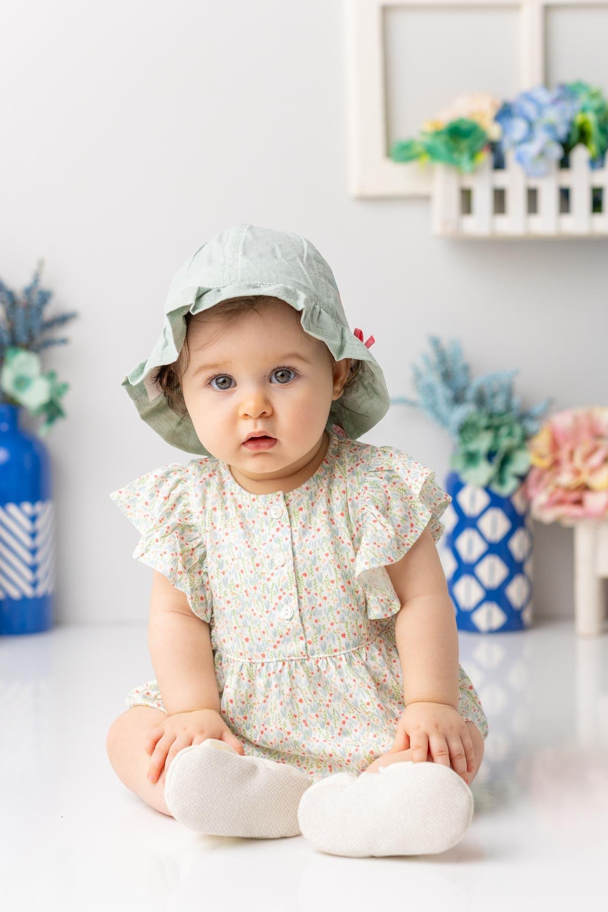 Kız Bebek Çiçek Desenli Kısa Tulum - Yavruağzı