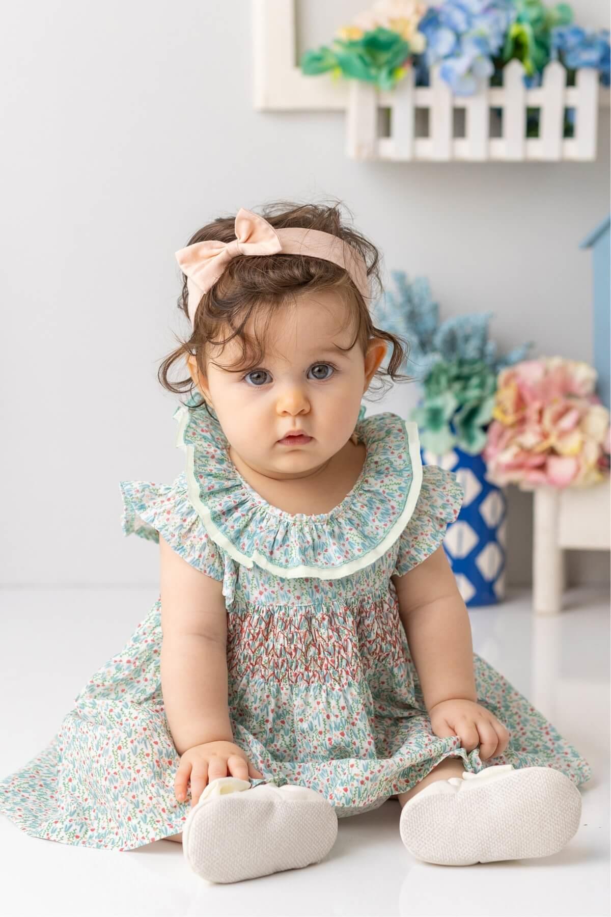 Kız Bebek Çiçek Desenli Yakası Fırfırlı Gipeli Elbise - Desenli