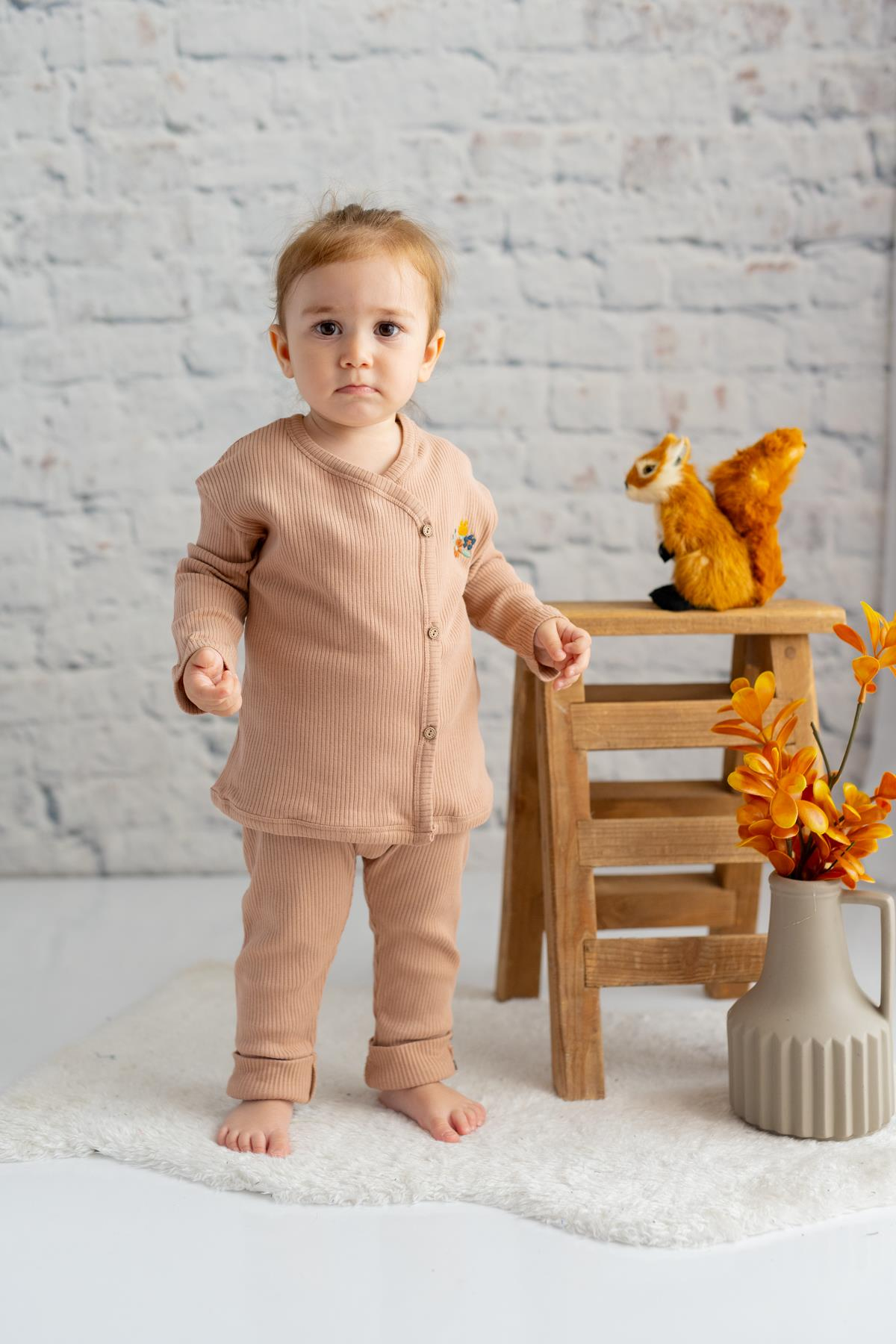 Kız Bebek Nakışlı Kaşkorse Bluz ve Pantolon Takım 