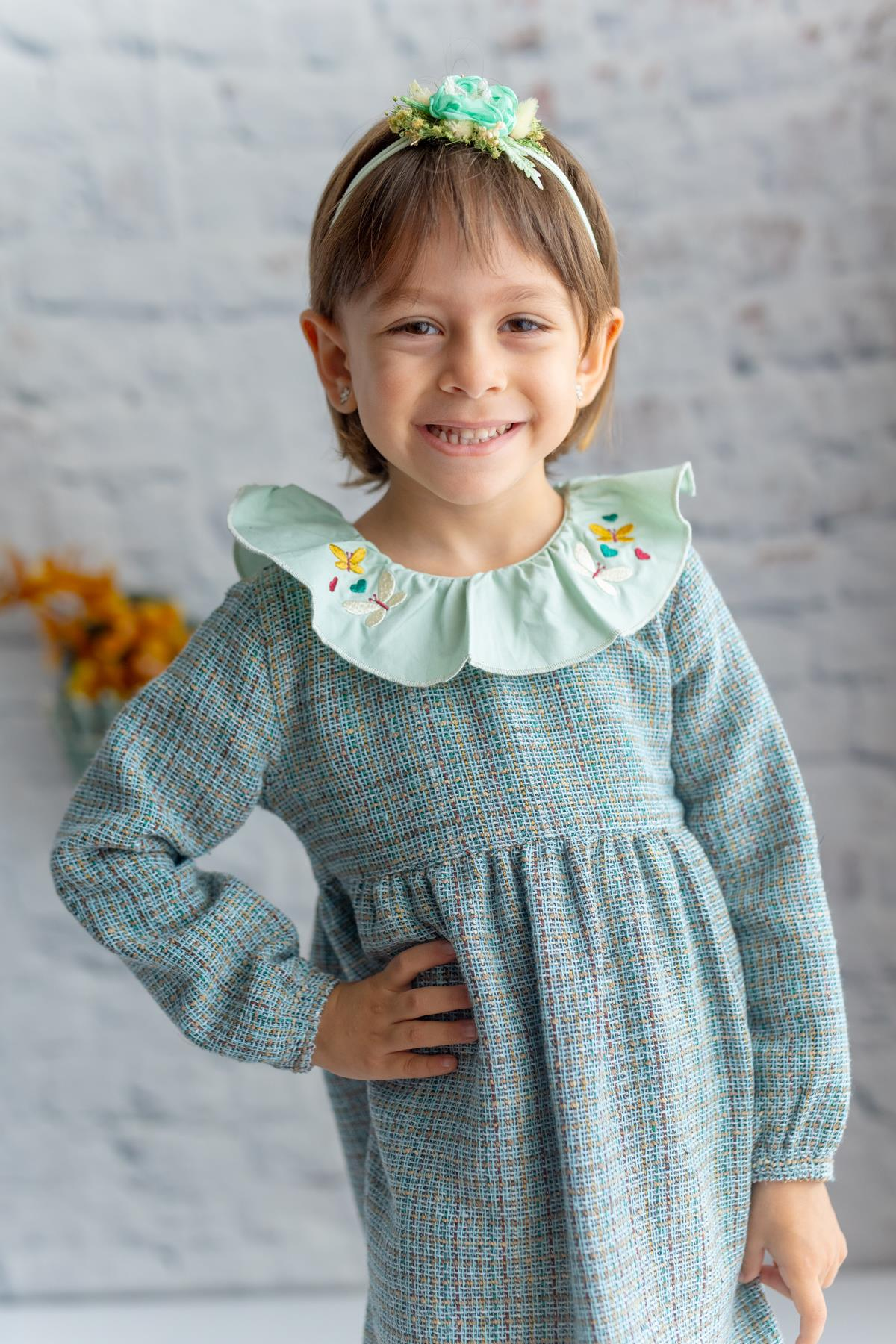 KIZ BEBEK YAKA DETAYLI ELBISE