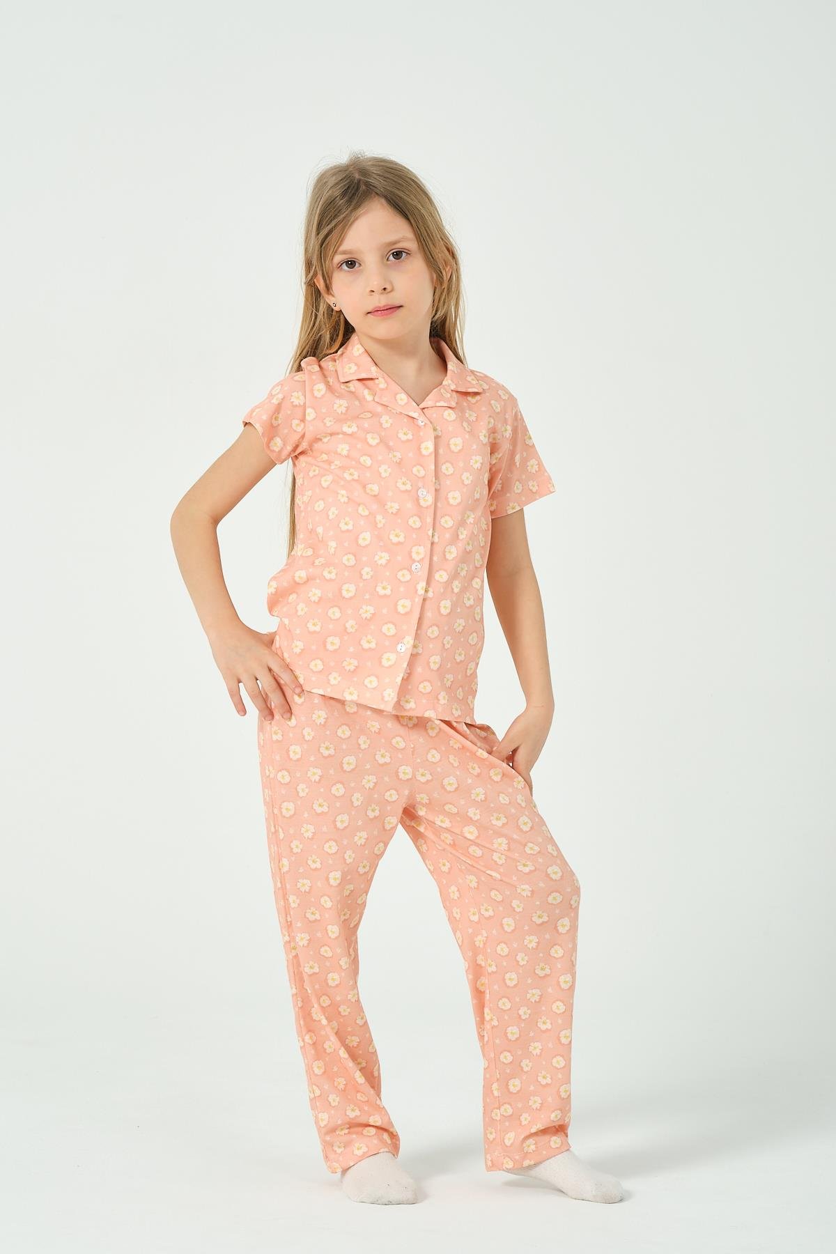 KIZ COCUK CICEK BASKILI ONDEN DUGMELI PIJAMA TAKIMI