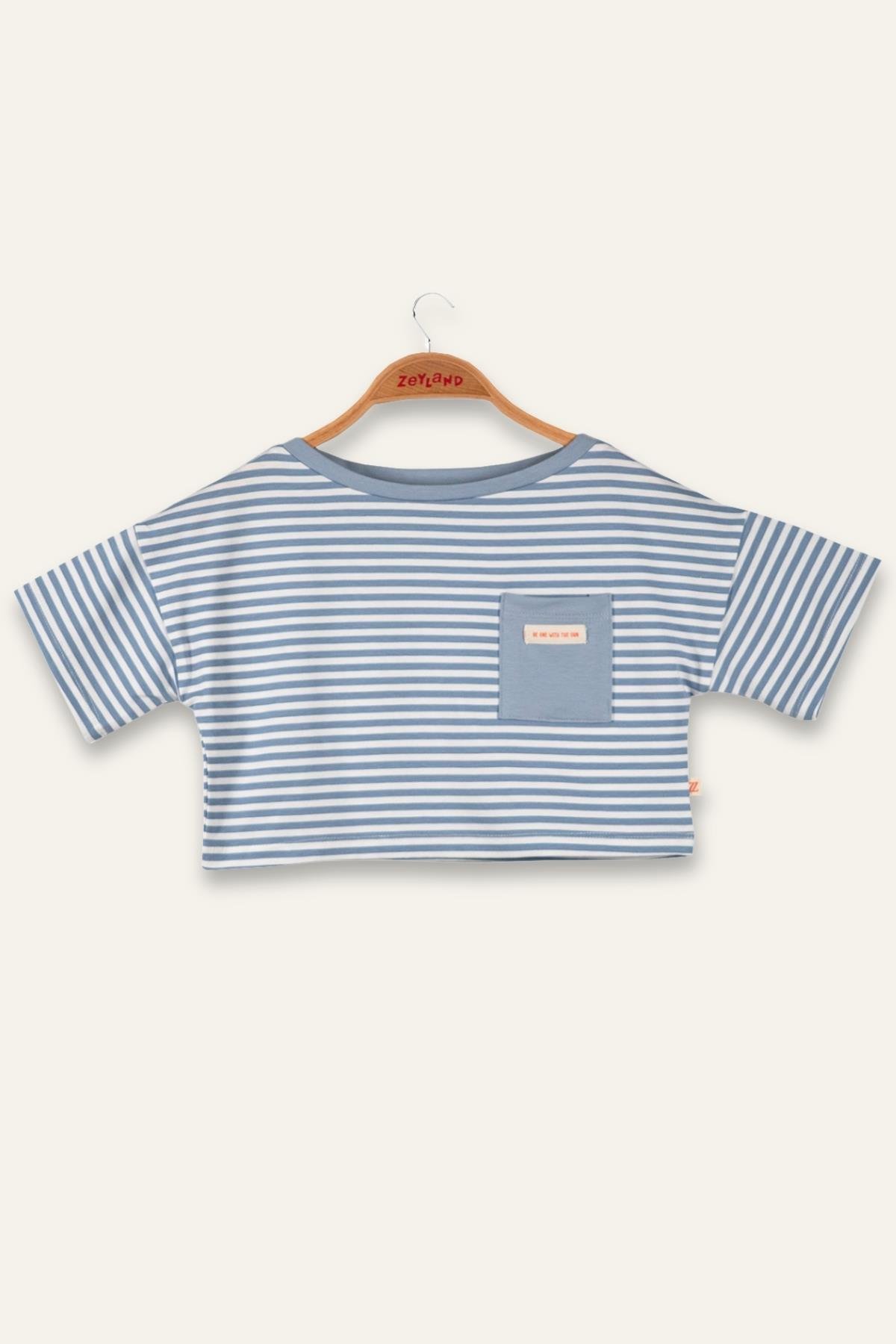 Kız Çocuk Çizgili Çep Detaylı Crop T-Shirt - Mavi Çizgili