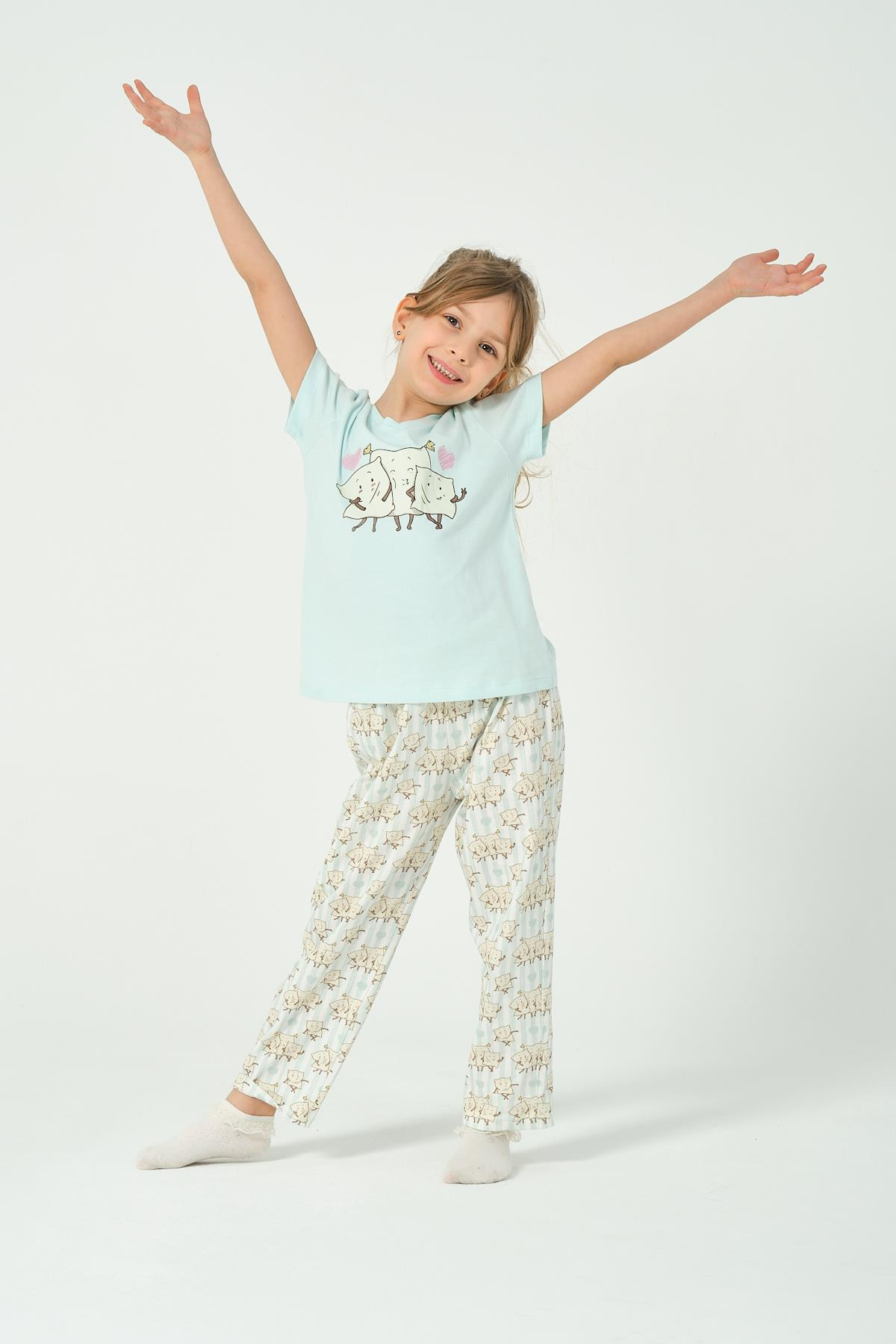 KIZ COCUK CIZGILI DESENLI KISA KOLLU PIJAMA TAKIMI