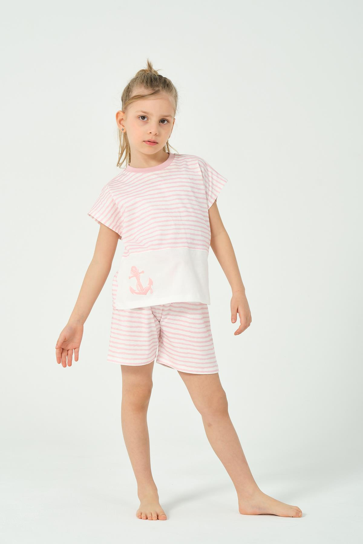 KIZ COCUK CIZGILI DESENLI NAKIS DETAYLI SORTLU PIJAMA TAKIMI 