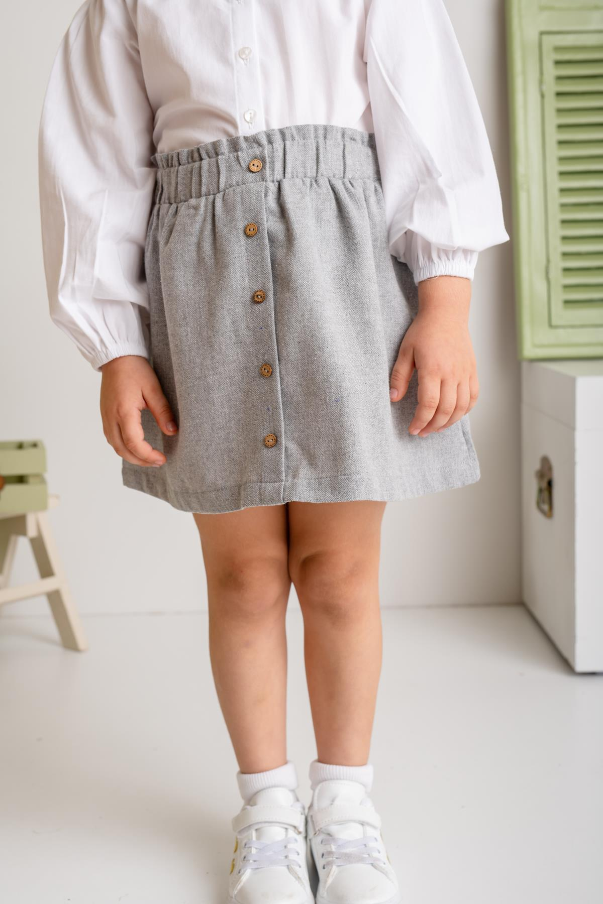 Kız Çocuk Düğme Detaylı Dokuma Etek - Gri