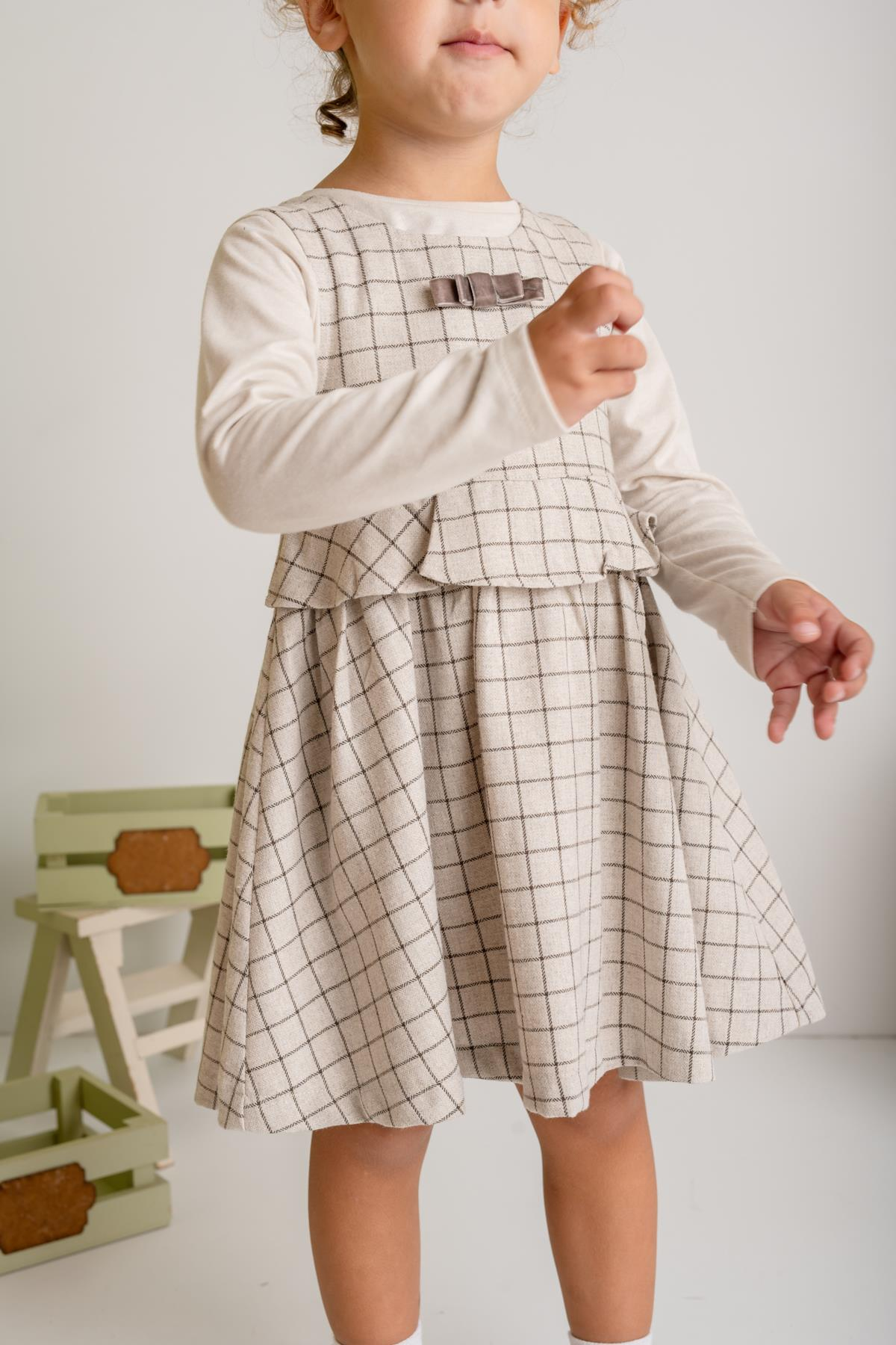 Kız Çocuk Fırfırlı Dokuma Elbise ve Bluz Takım - Bej