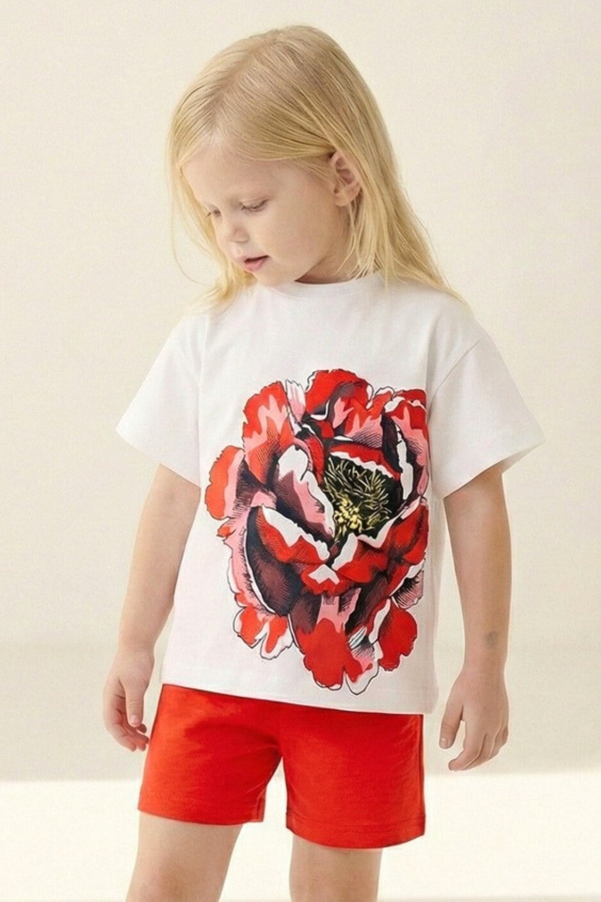 Kız Çocuk Gül Baskılı Tshirt
