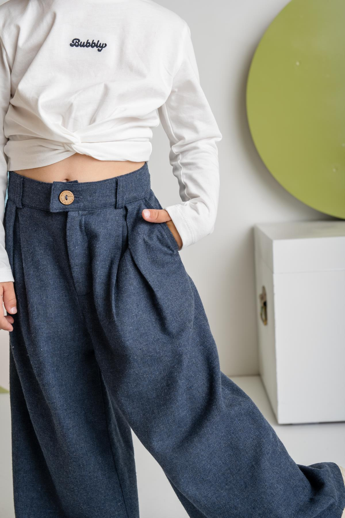 Kız Çocuk İnce Kaşe Pileli Bol Pantolon - Lacivert