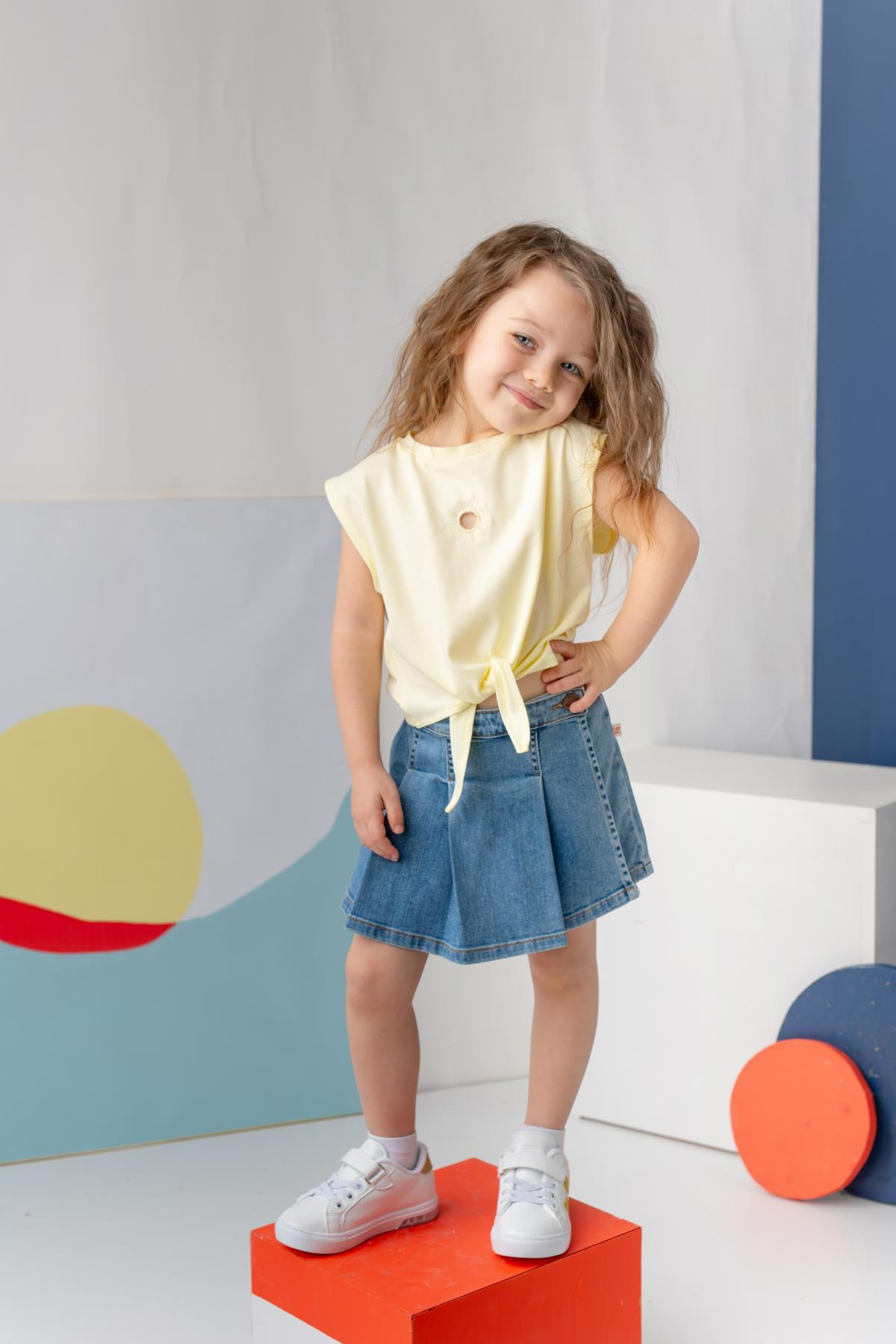 Kız Çocuk Nakış Detaylı Crop T-Shirt - Sarı