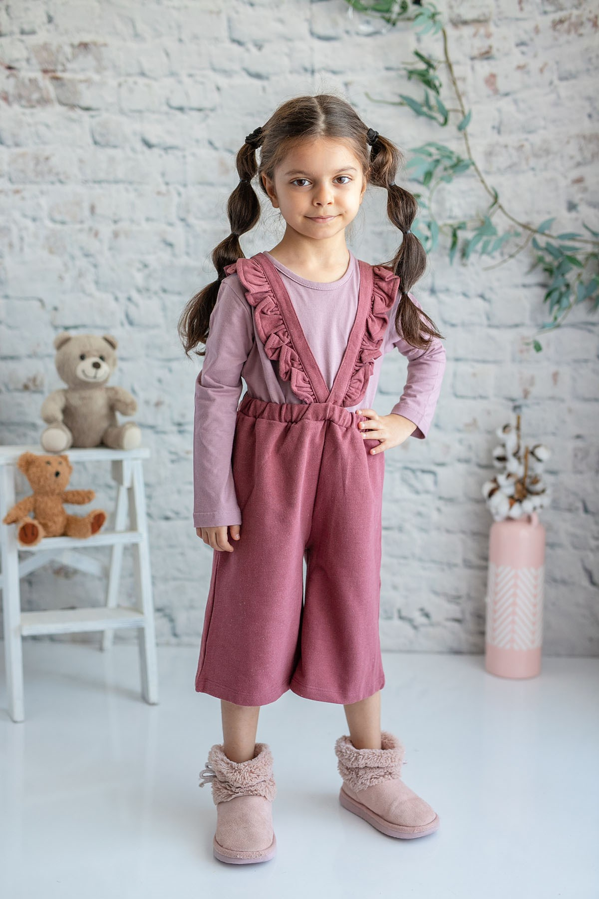 Kız Çocuk Pembe T-shirt Salopet Takım (2-7yaş)