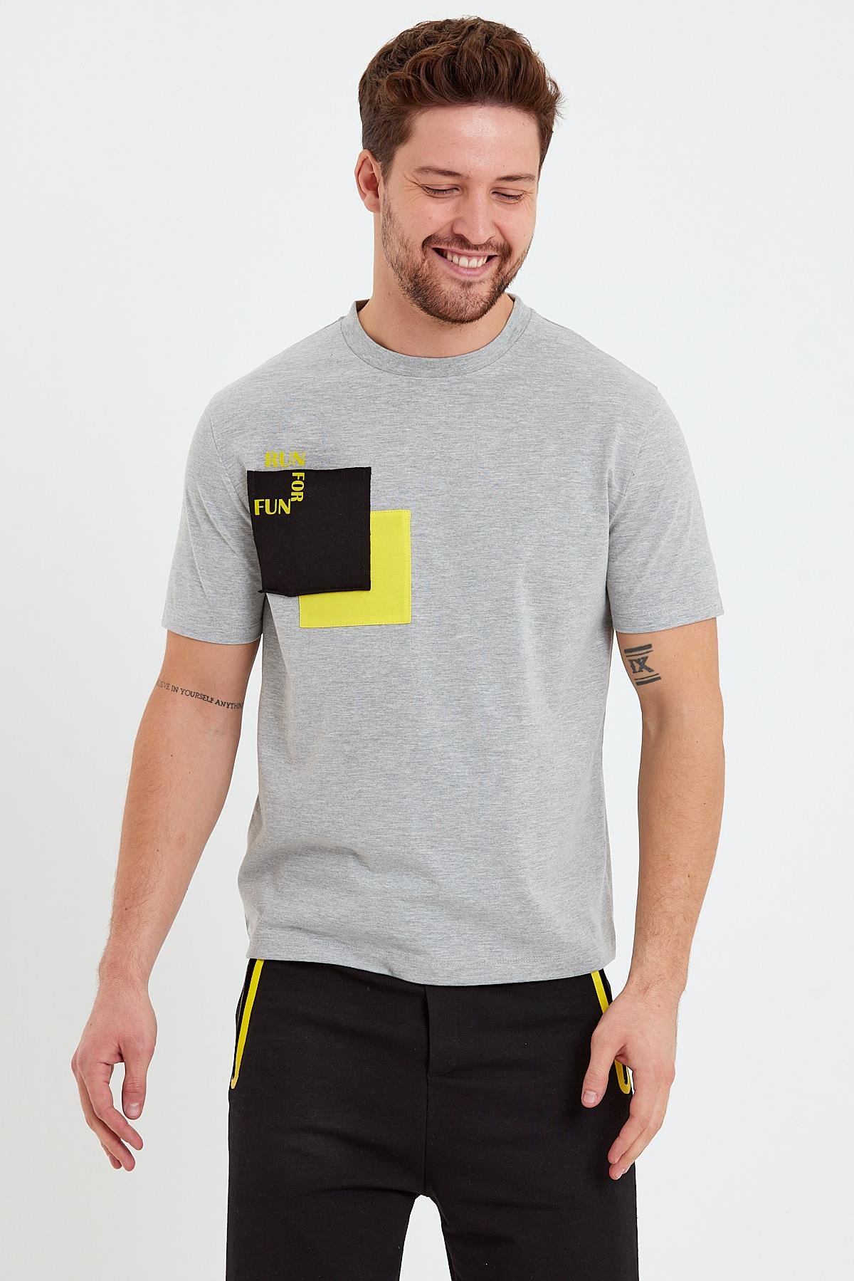 T-SHIRT