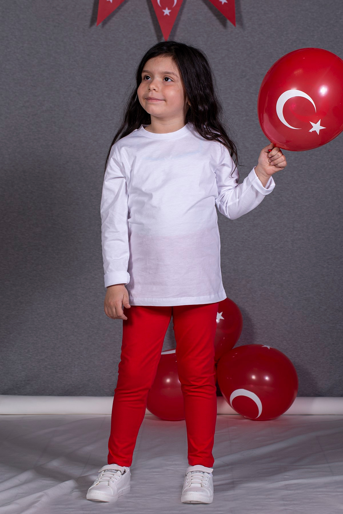 Unisex Çocuk Beyaz Basic T-Shirt (4-12yaş)