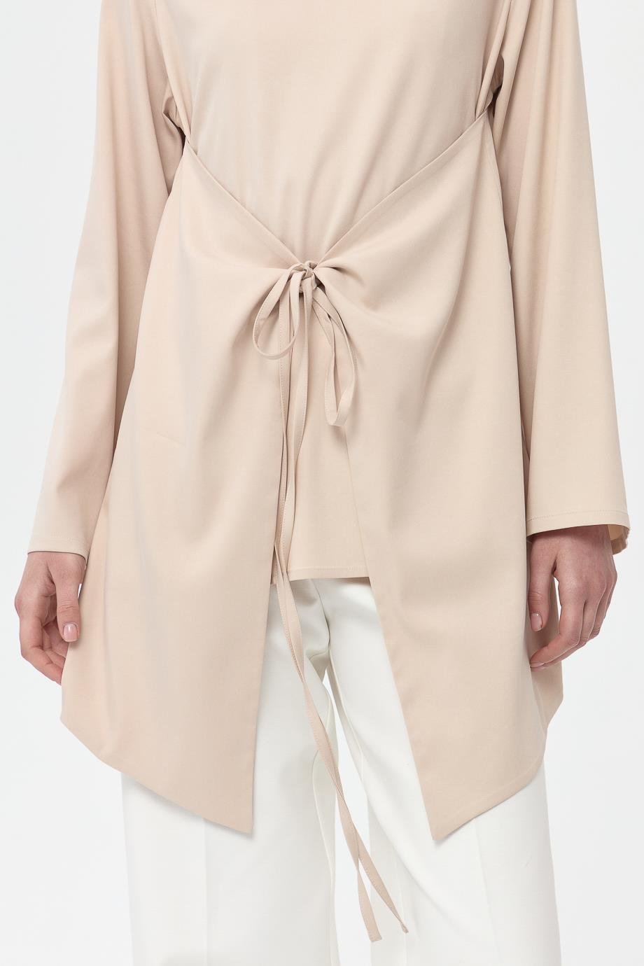 Bağ Detaylı Bluz{KATEGORİ}