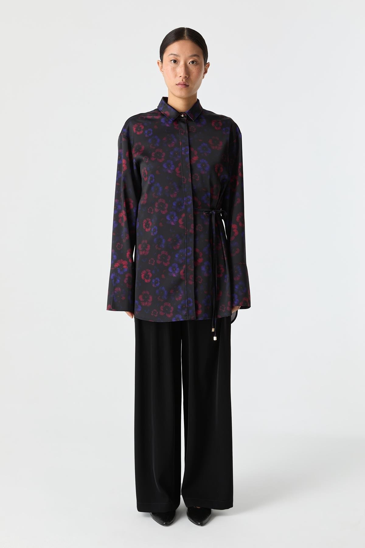 Bağ Detaylı Desenli Gömlek{KATEGORİ}