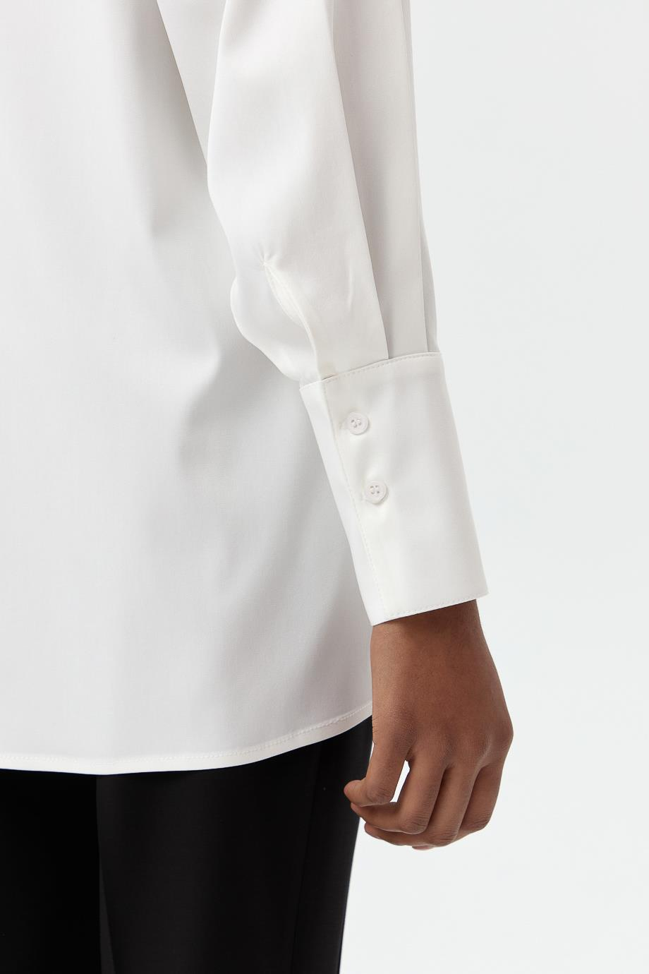 Balon Kol Pilili Gömlek{KATEGORİ}