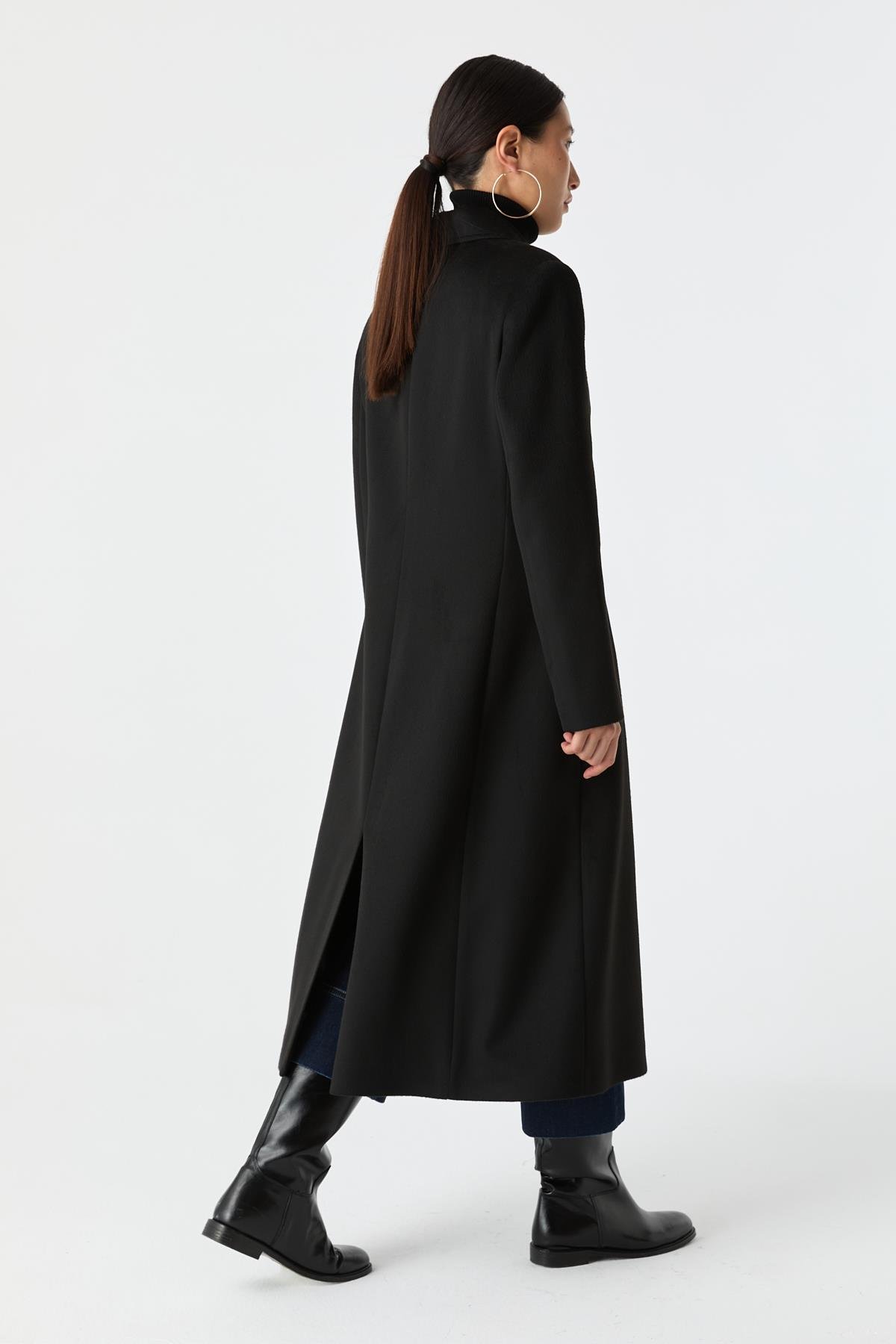 Cepli Düz Kesim Palto SİYAH{KATEGORİ}