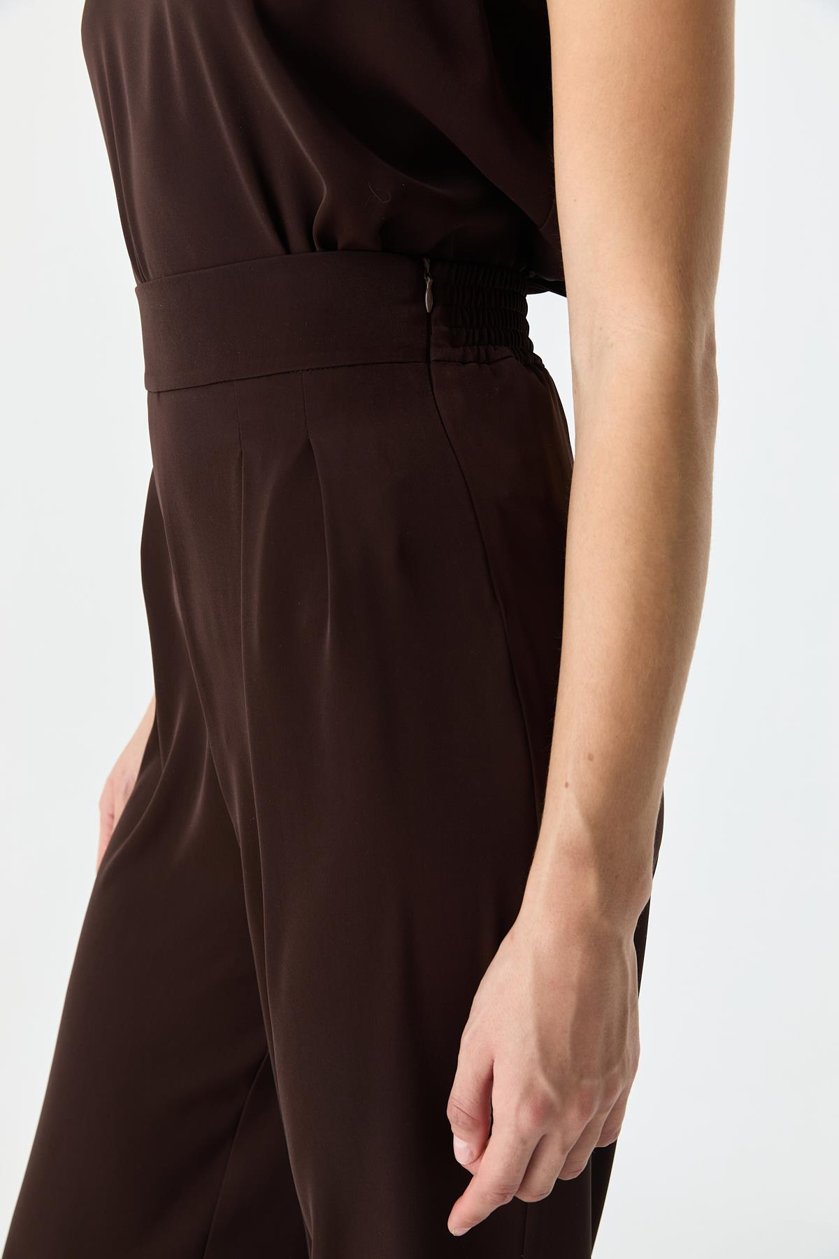 Çift Pilili Dökümlü Pantolon{KATEGORİ}