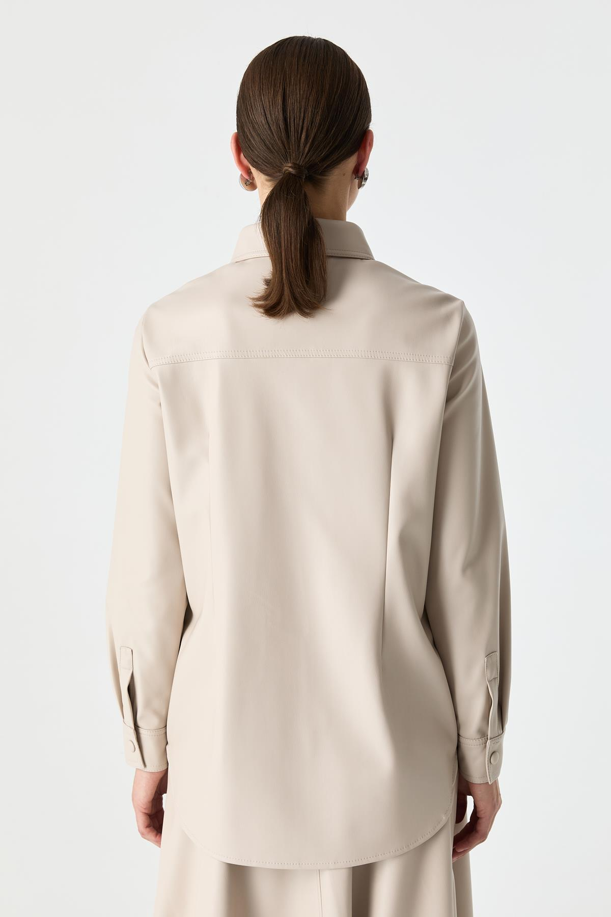 Deri Dokulu Düz Kesim Gömlek TAŞ{KATEGORİ}