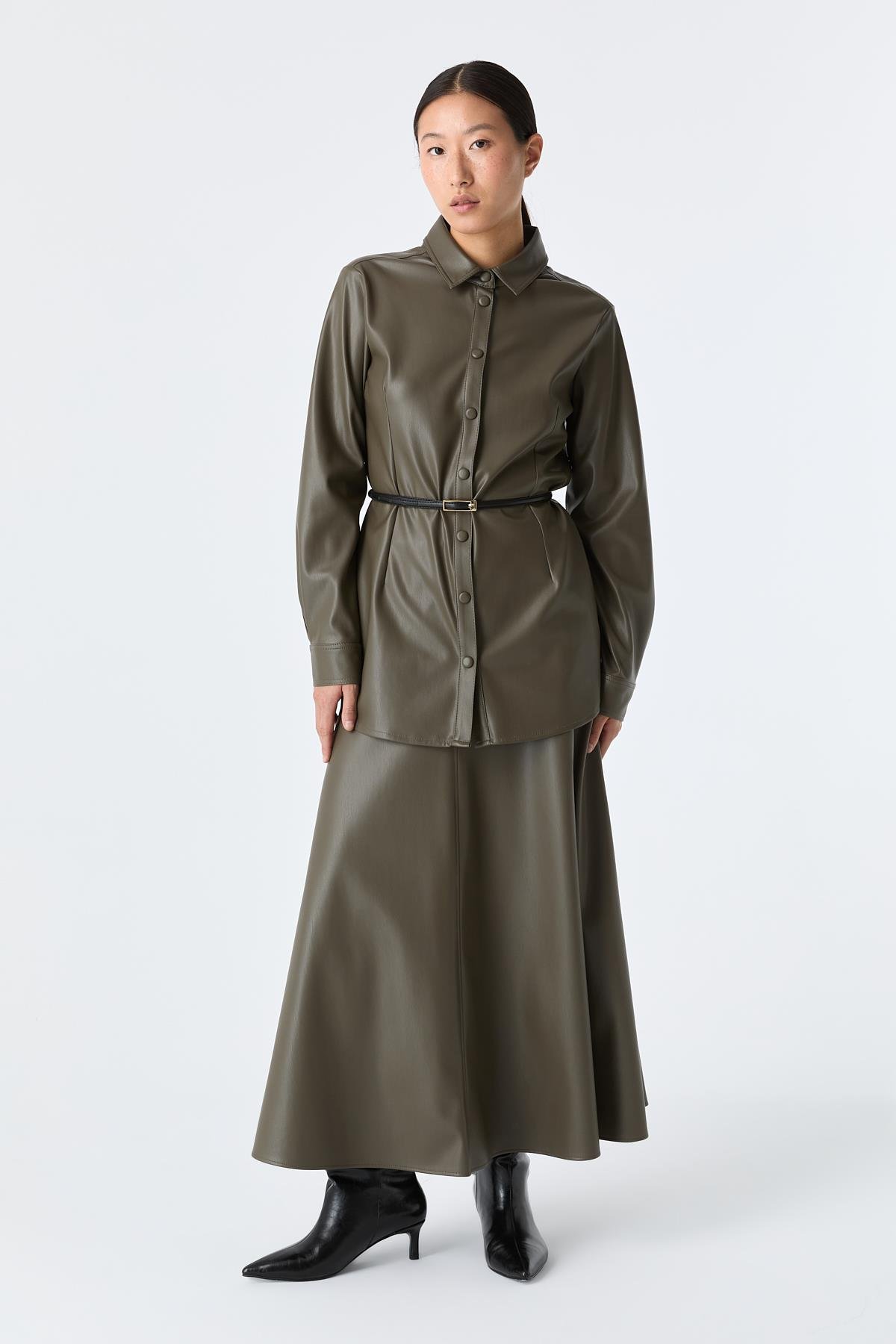 Deri Dokulu Düz Kesim Gömlek HAKİ{KATEGORİ}