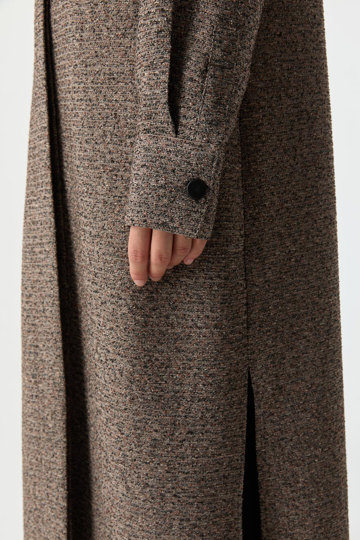 Derin Yırtmaçlı Uzun Tüvit Gömlek KAHVERENGİ{KATEGORİ}