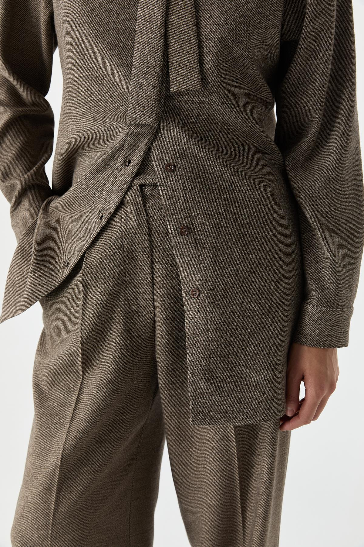 Dokulu Takım Pantolon{KATEGORİ}