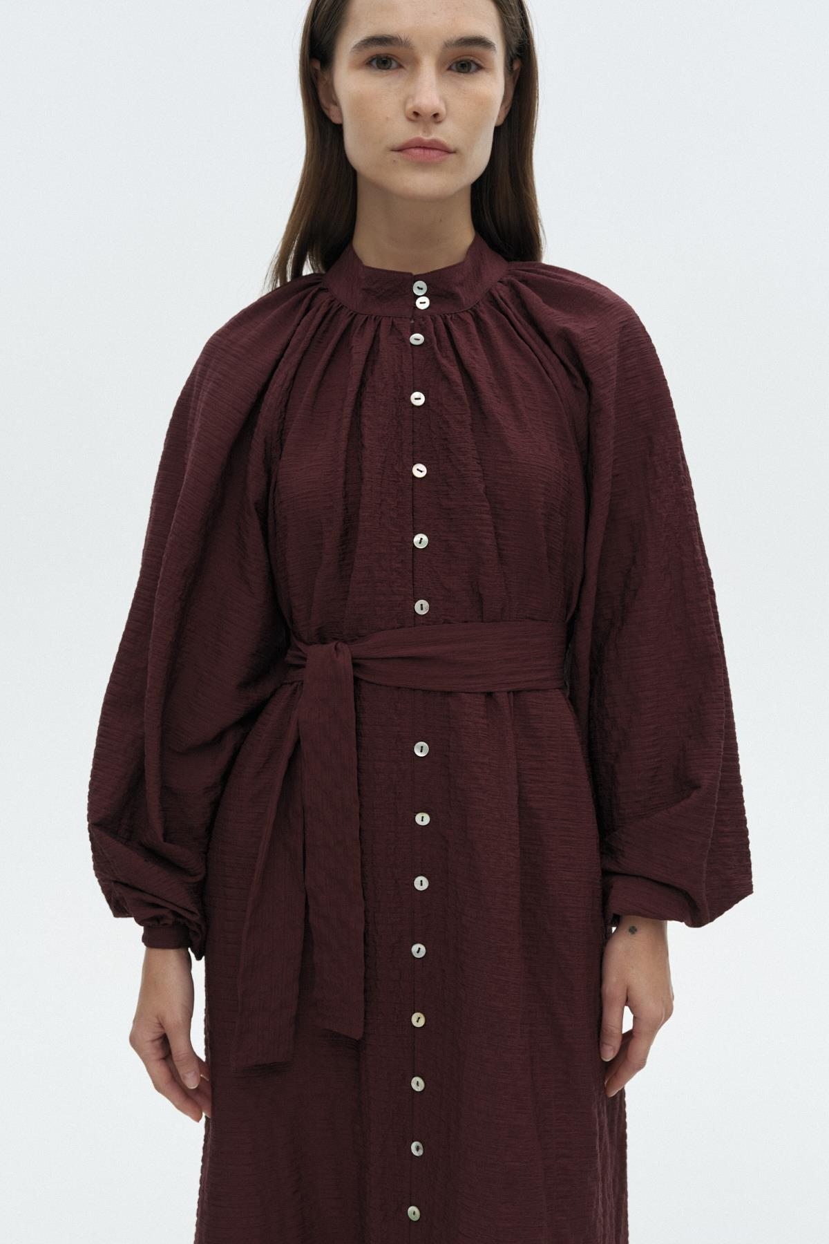 Dökümlü Gofre Elbise MÜRDÜM{KATEGORİ}