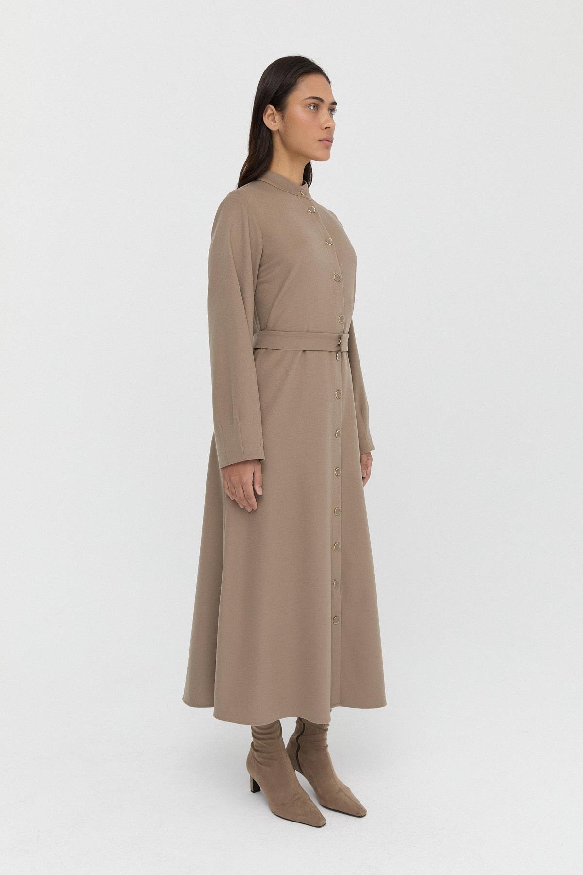 Düğmeli Kaşe Elbise{KATEGORİ}