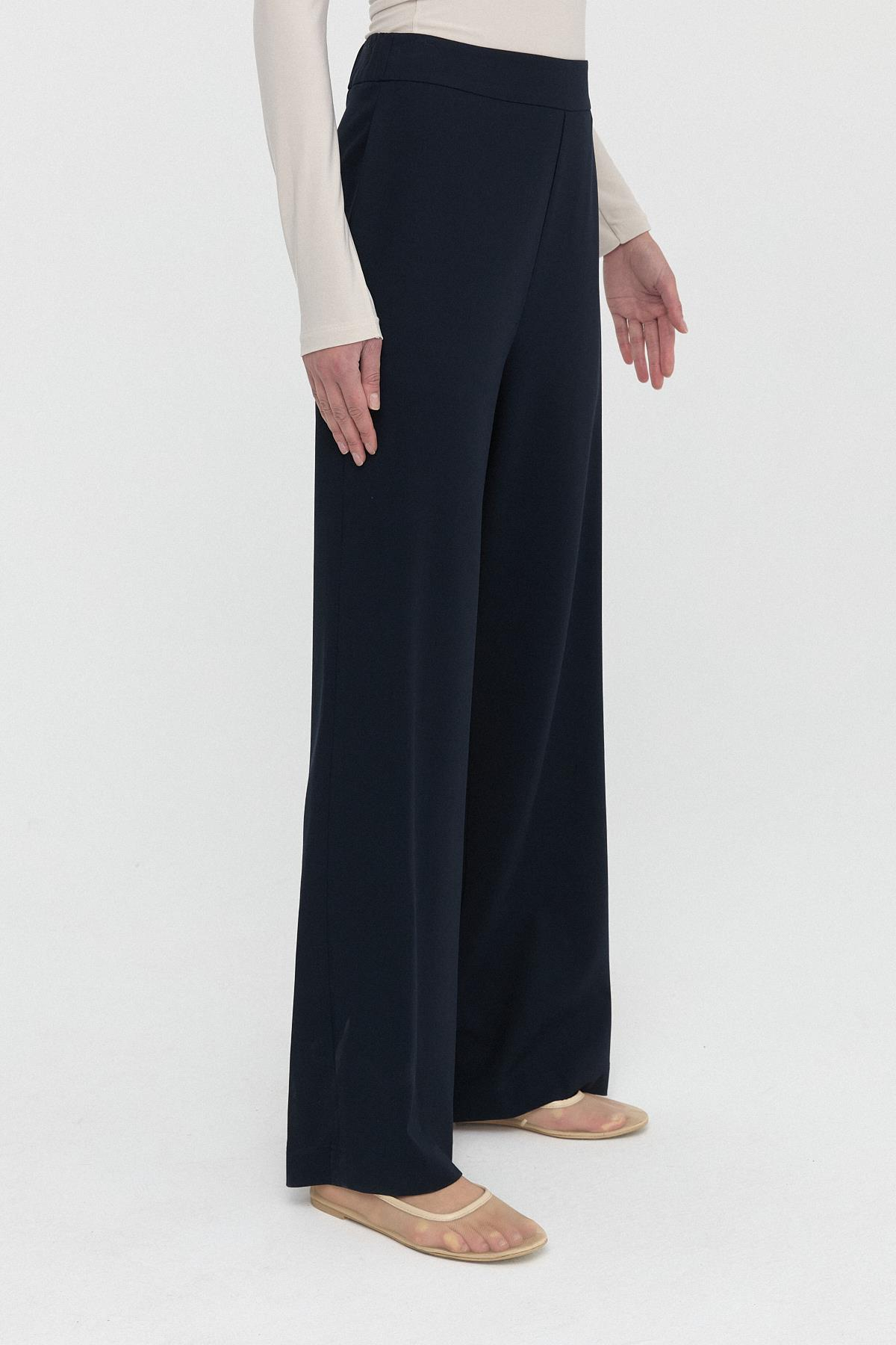 Elastik Bel Bantlı Bol Pantolon{KATEGORİ}