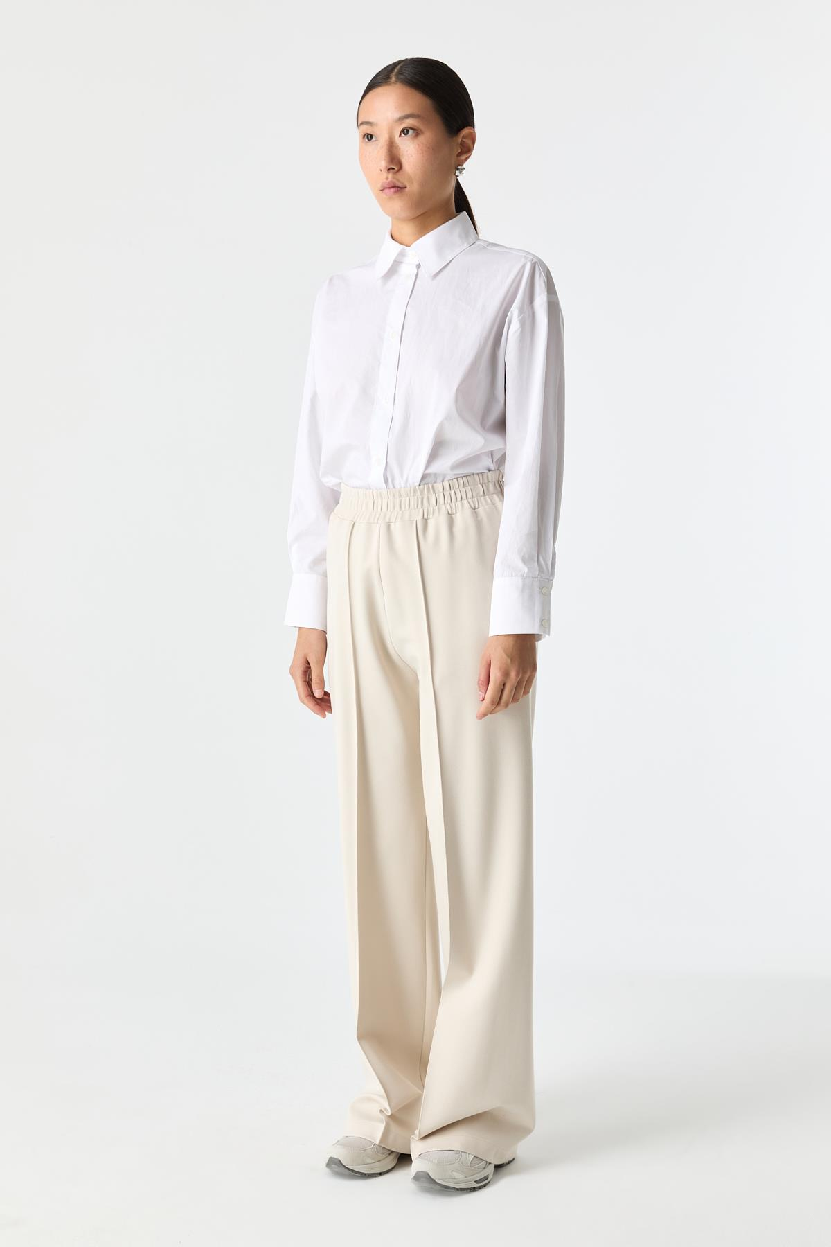 Esnek Dokulu Bol Paça Pantolon{KATEGORİ}