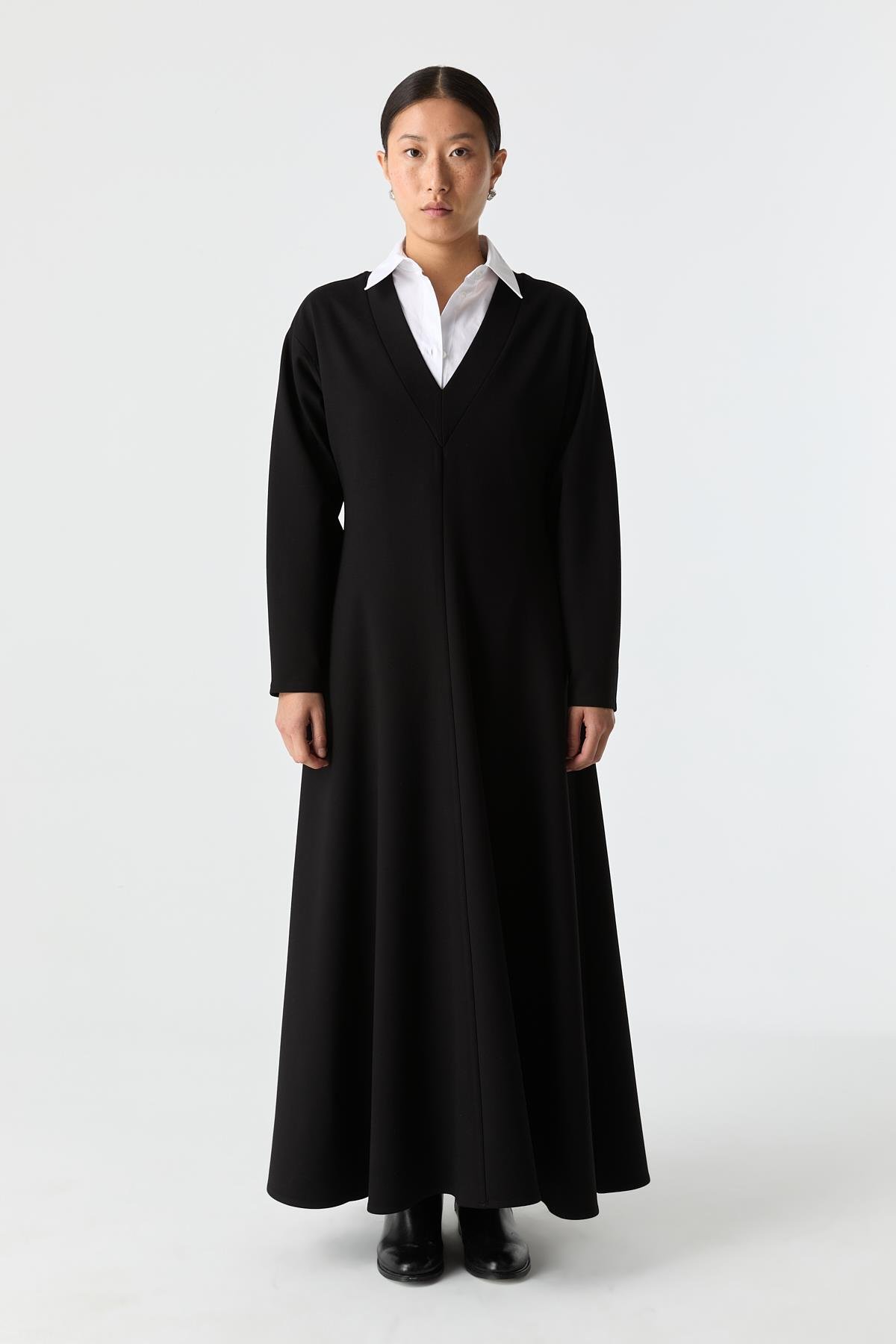 Esnek Dokulu Derin V Yaka Elbise SİYAH{KATEGORİ}