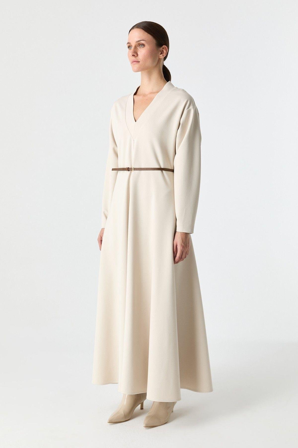 Esnek Dokulu Derin V Yaka Elbise TAŞ{KATEGORİ}