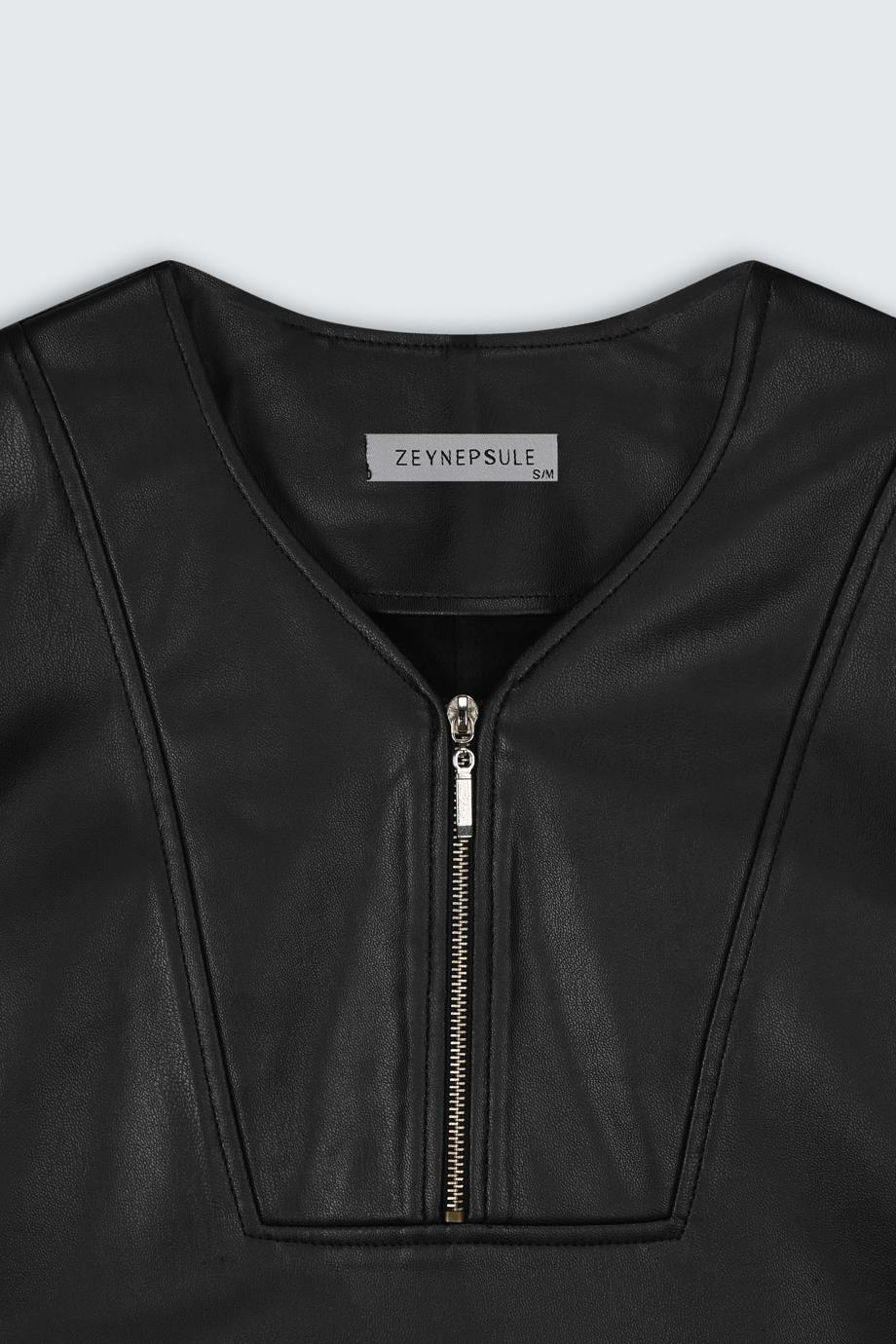 Half-Zip Top{KATEGORİ}