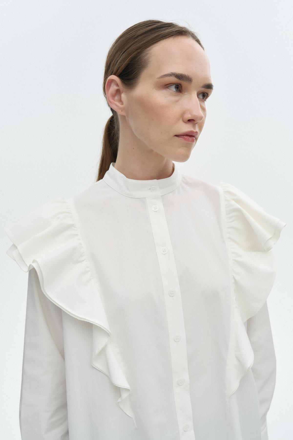 Fırfır Detaylı Gömlek{KATEGORİ}